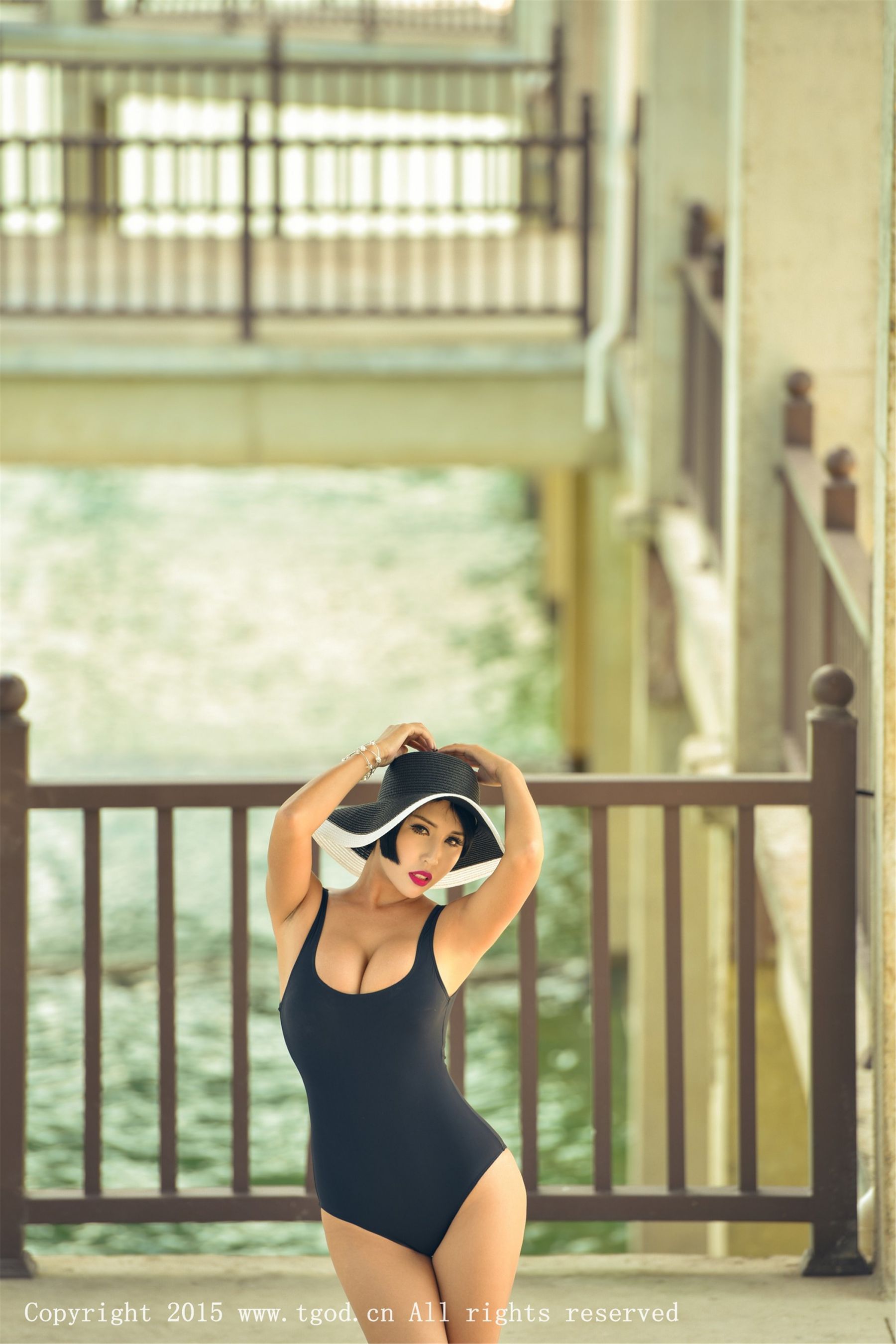 娜依灵儿《云曼旅拍》清新系列  写真集-图12