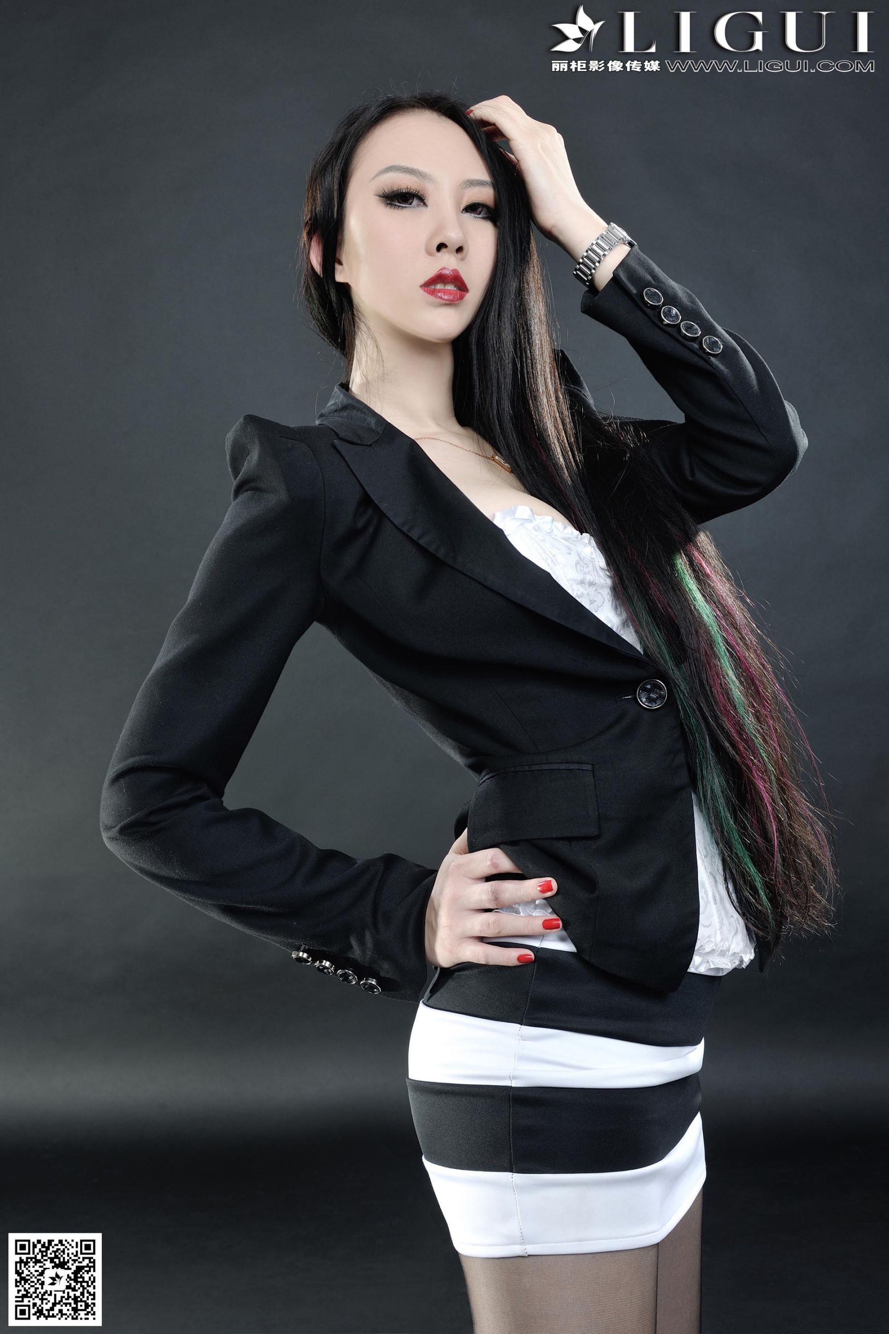 Model 菲菲《高贵黑丝丽人丝足》上中下全集  美腿玉足写真图片-图35