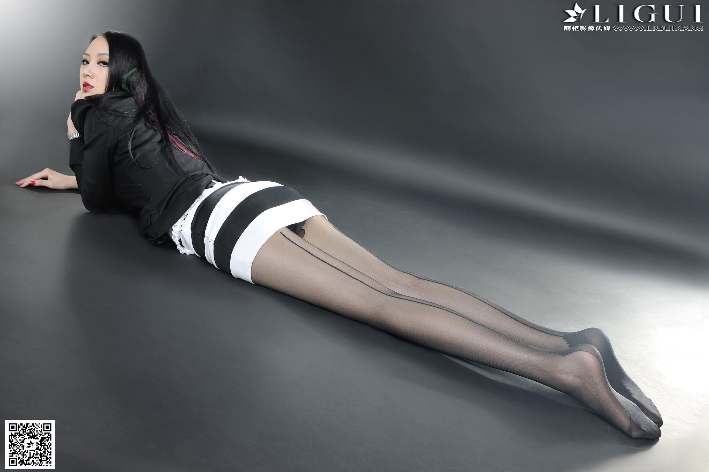 Model 菲菲《高贵黑丝丽人丝足》上中下全集  美腿玉足写真图片-图54