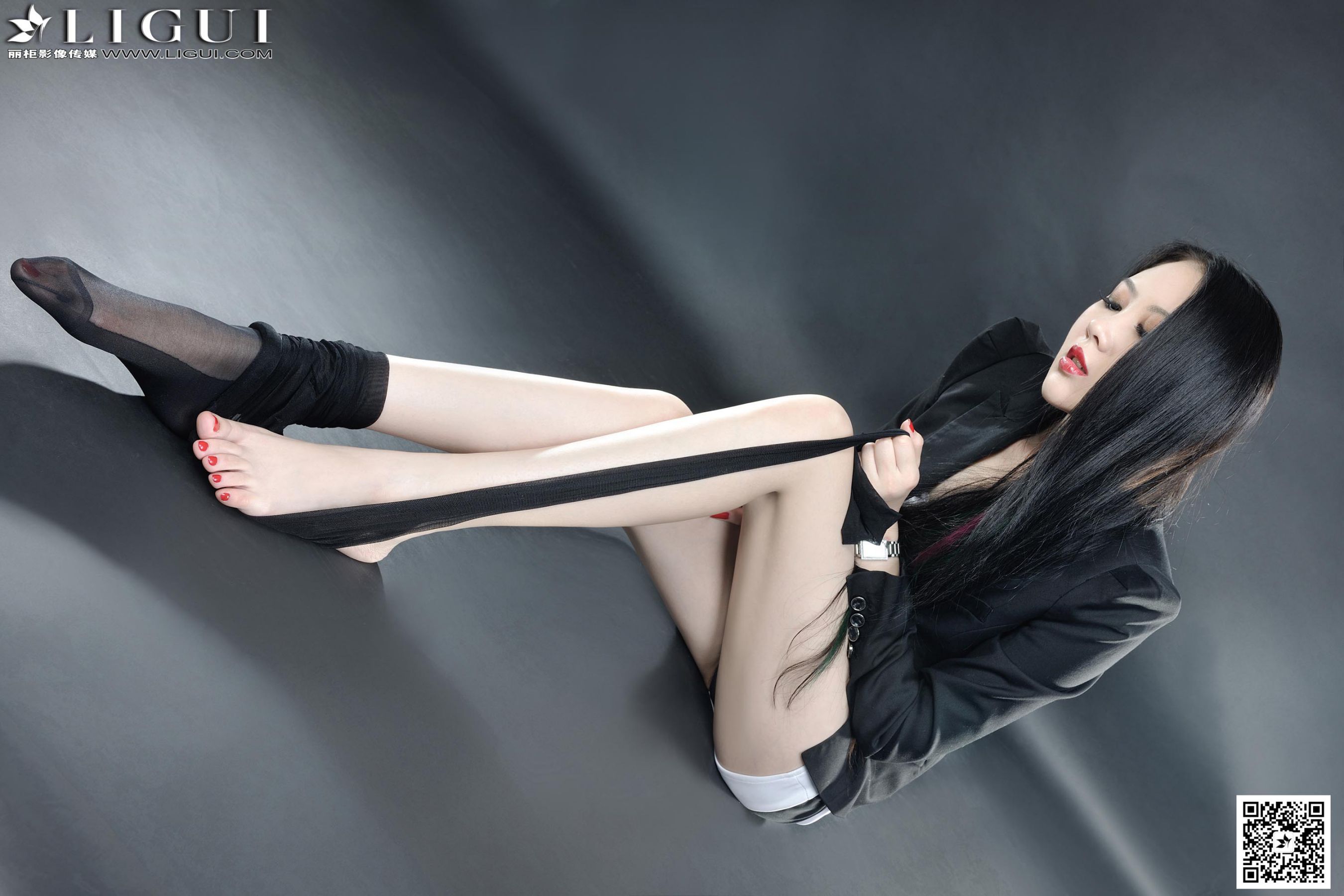 Model 菲菲《高贵黑丝丽人丝足》上中下全集  美腿玉足写真图片-图87