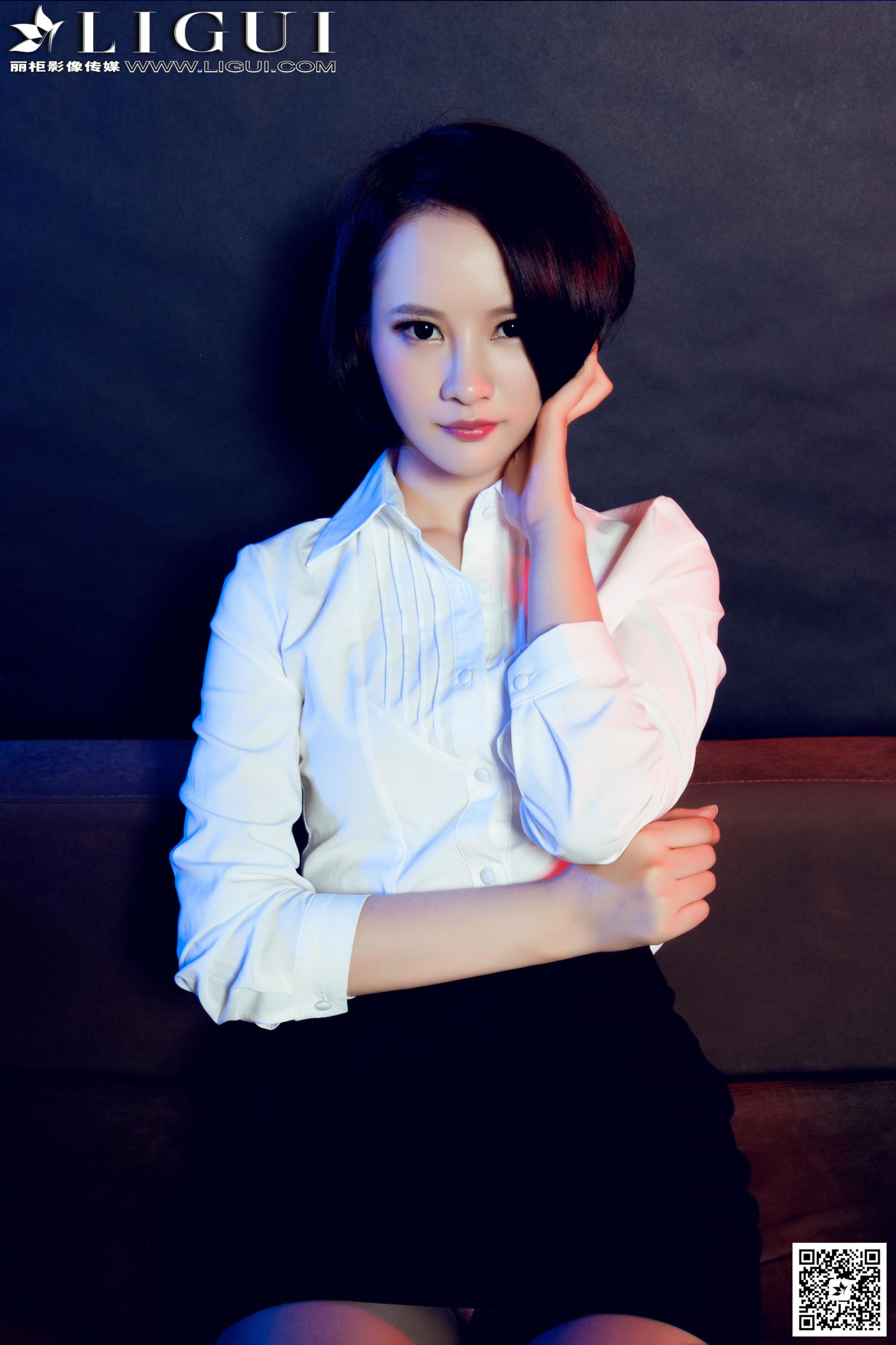Model AMY《红高跟短发灰丝女郎》美腿玉足写真图片-图11