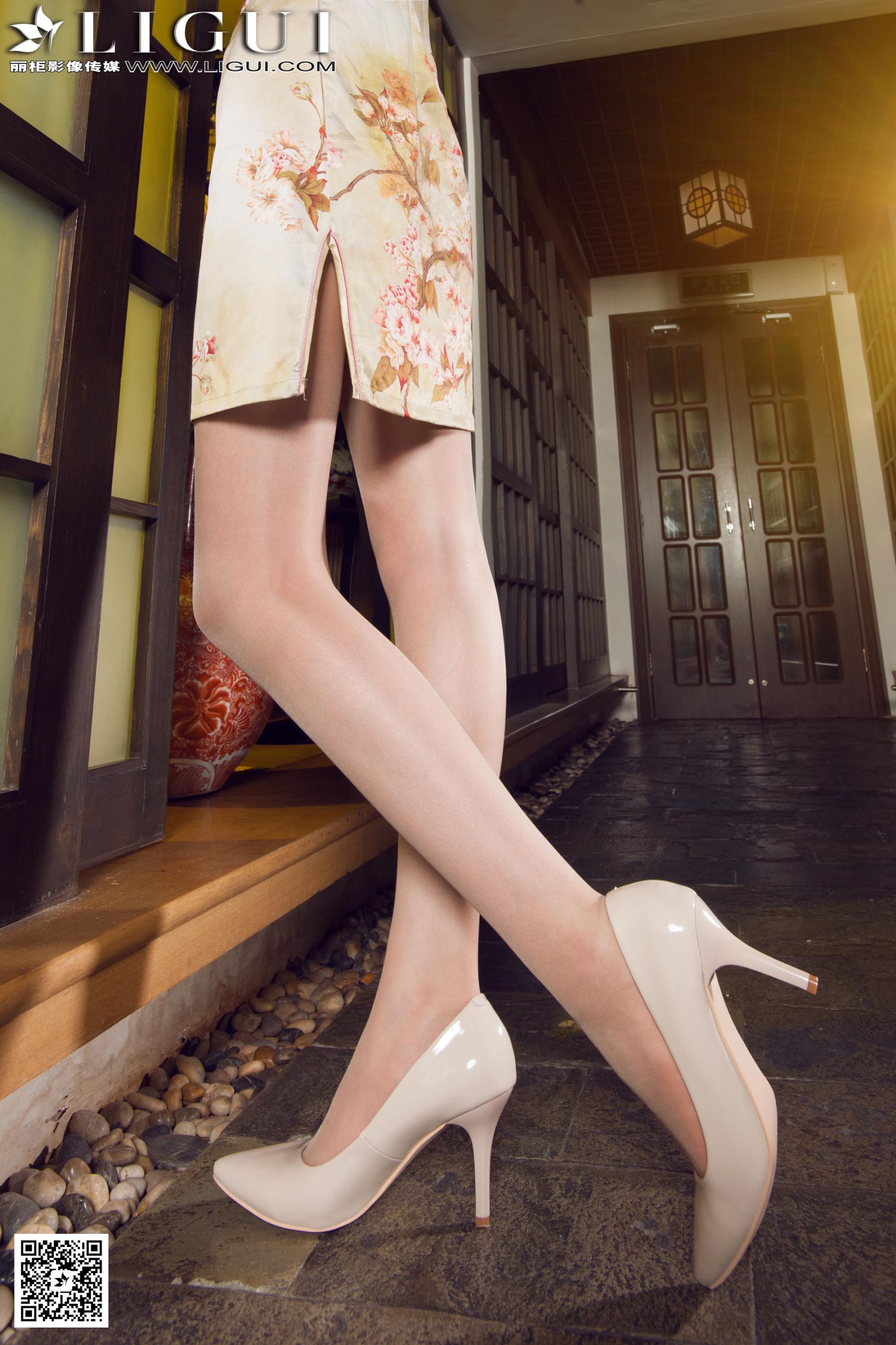 Model AMY《高贵旗袍美人》  美腿玉足写真图片-图12