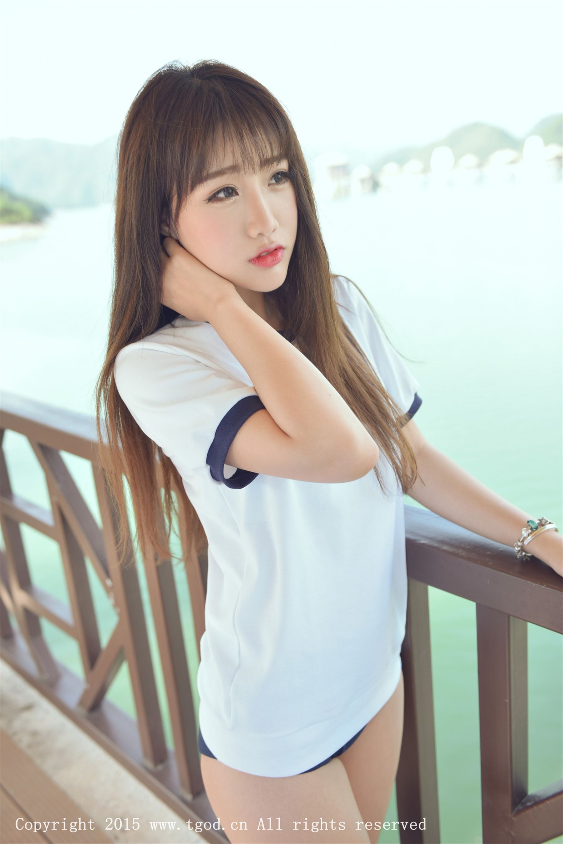 Akiki朱若慕《云曼旅拍》体操服、死库水系列  写真集-图4