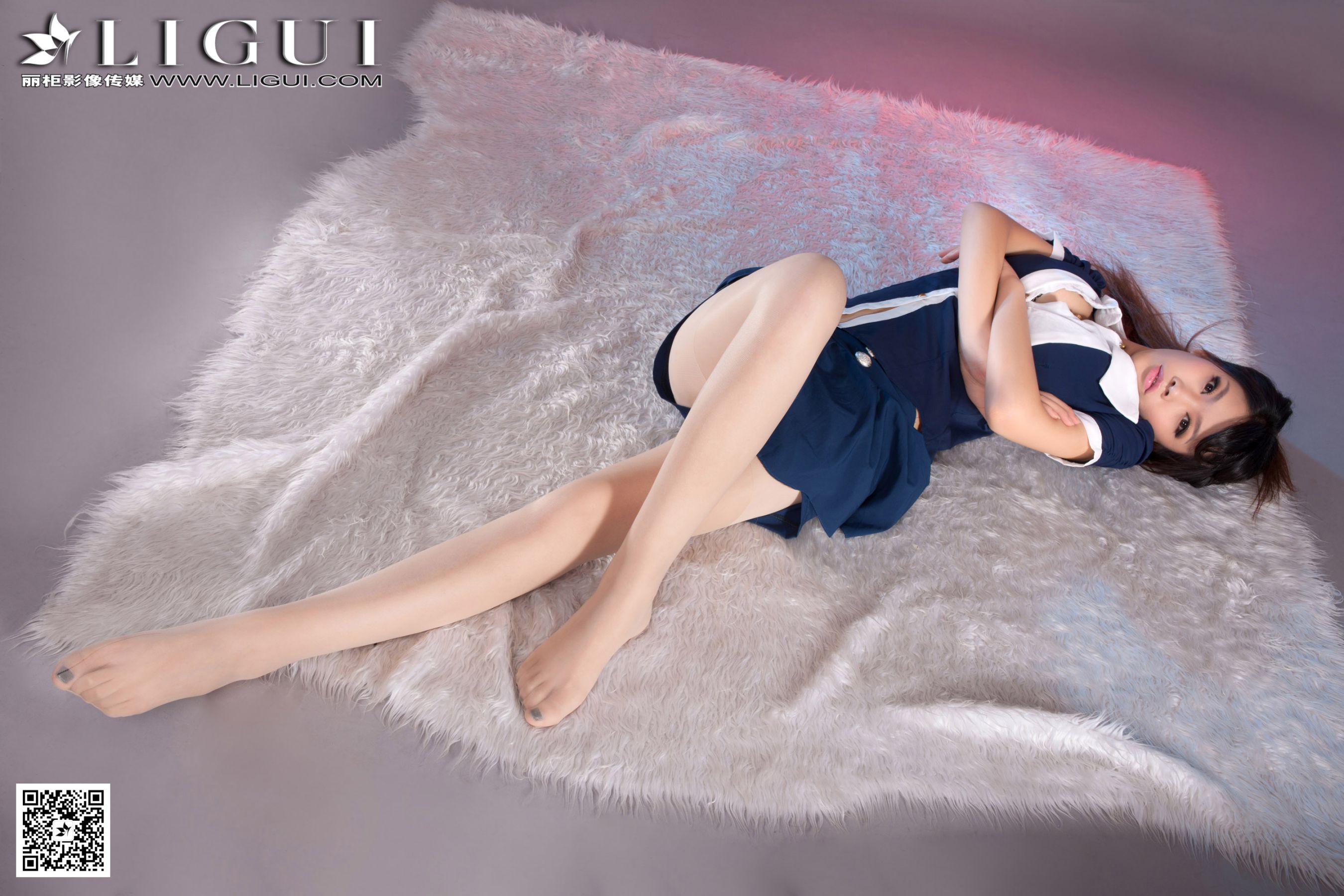 Model 怡萱《迷你裙丝足高跟》上下全集 美腿玉足写真图片-图44