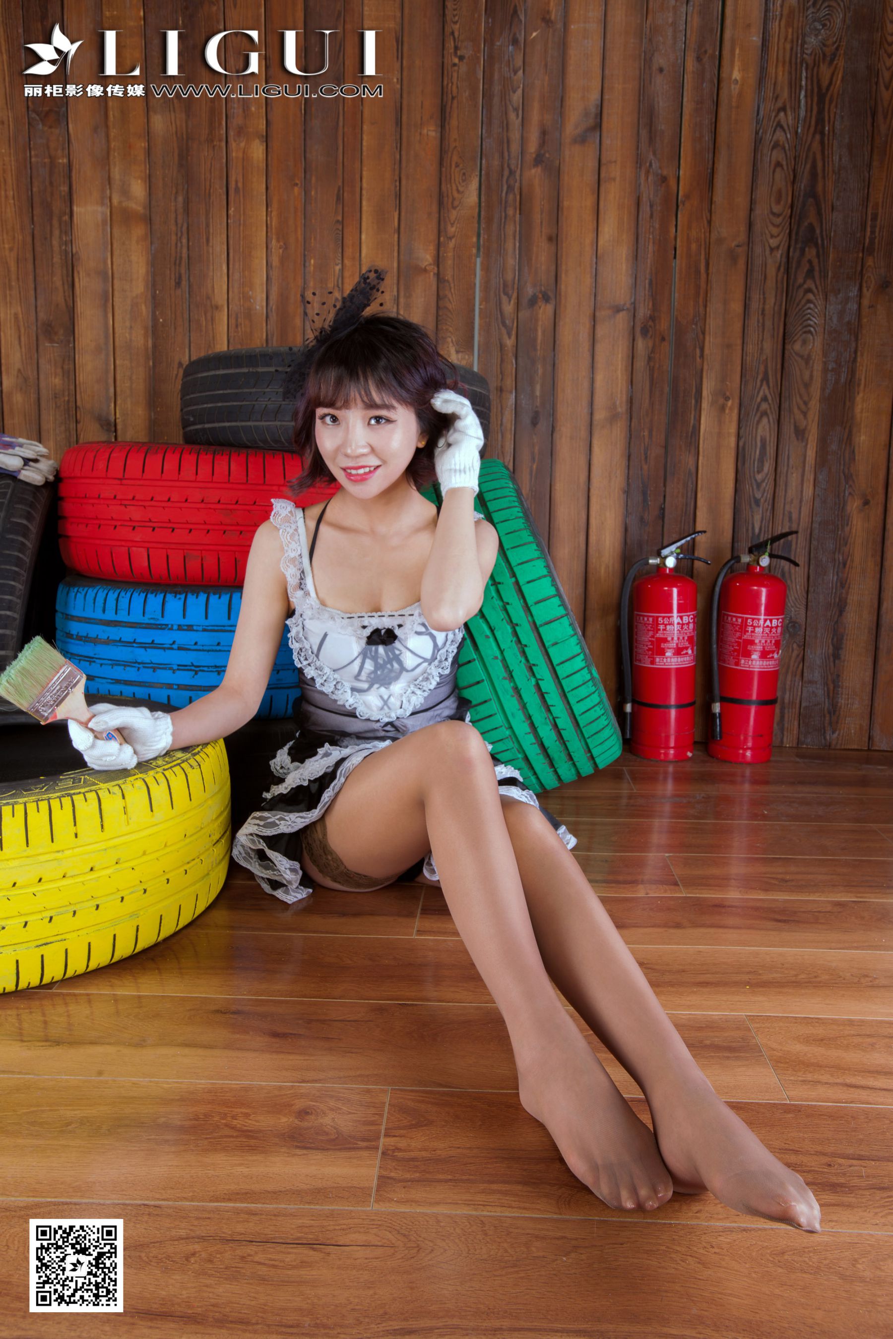 Model ALAN《灰丝蕾丝女仆》上下全集   美腿玉足写真图片-图28