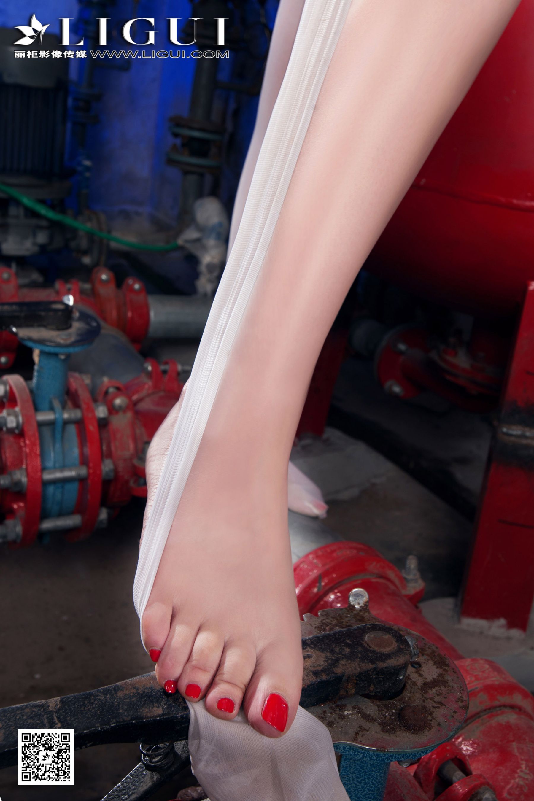 Model 安安《白丝护士丝足》  美腿玉足写真图片-图36