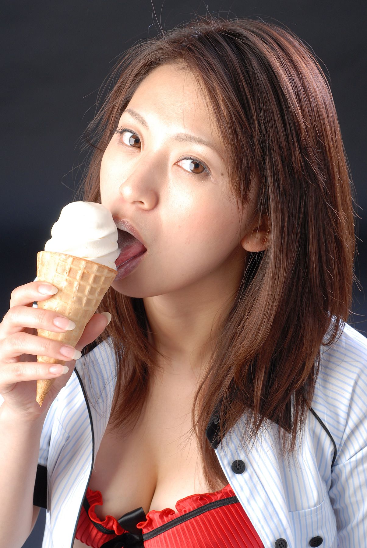 佐藤ゆりな《大胸熟女的诱惑》  BWH0141-图77