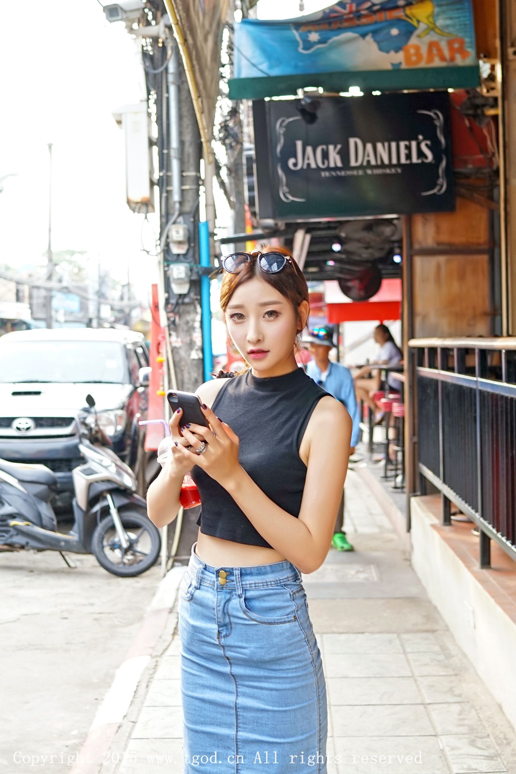 李筱乔JoJo《和女神体验丛林探险》  写真集-图0