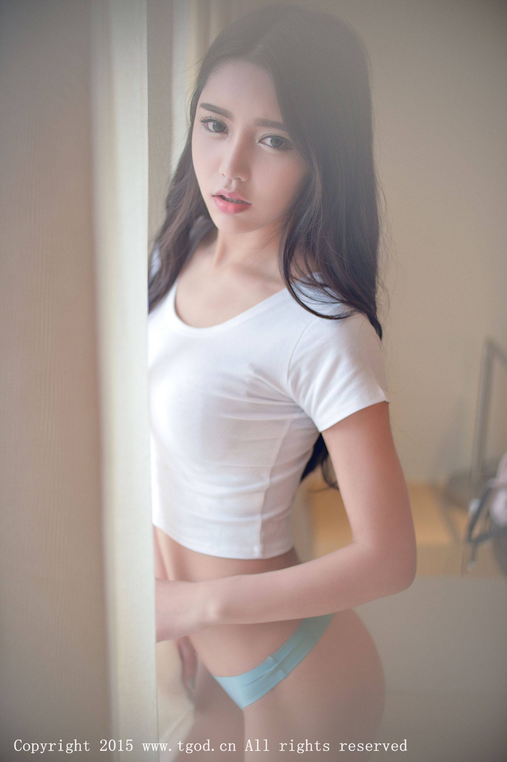 徐妍馨Mandy《普吉岛旅拍》极品吊带短裤女神  写真集-图24