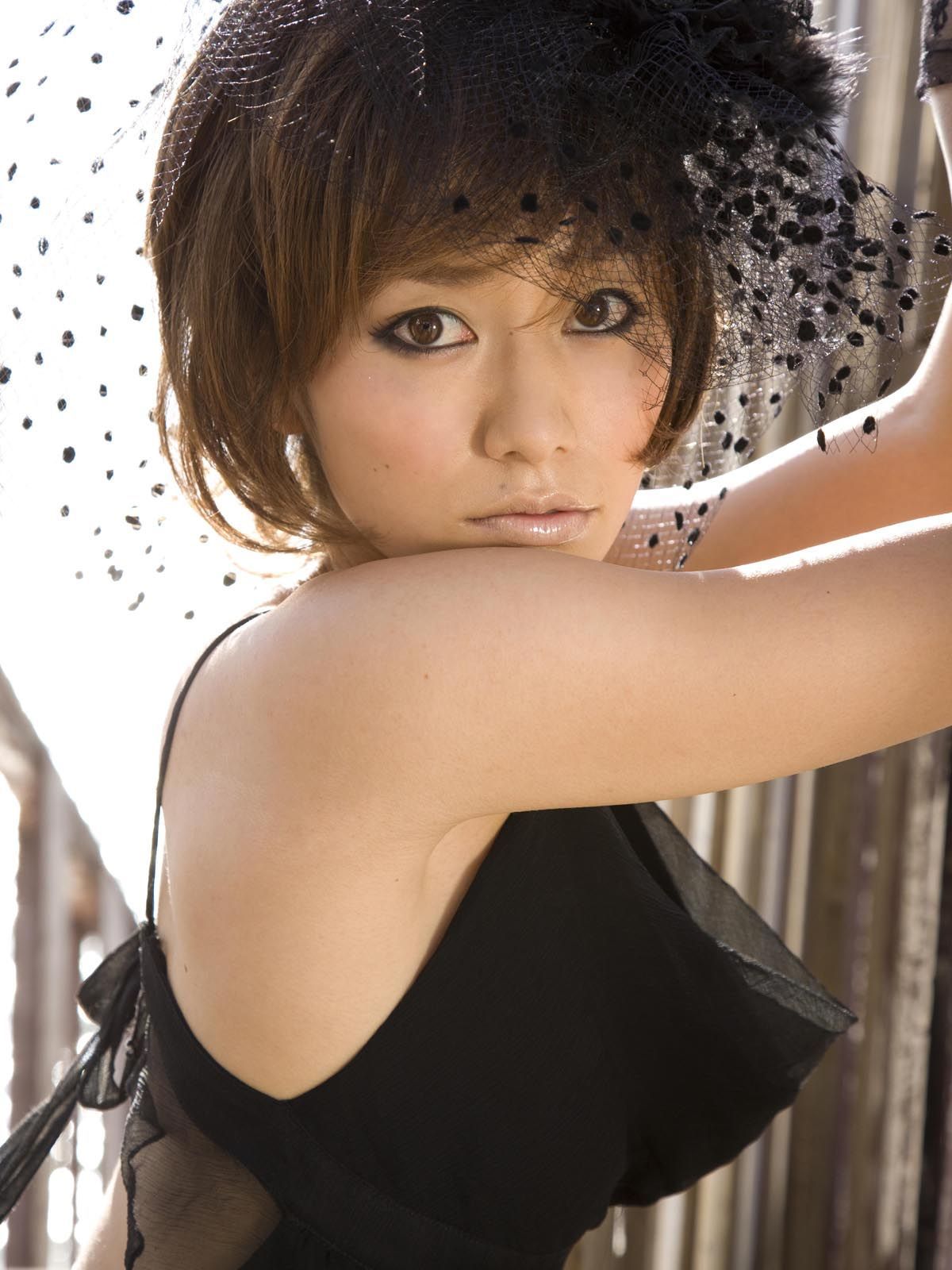 谷桃子 《Peach shock2》   COVER GIRL-图35