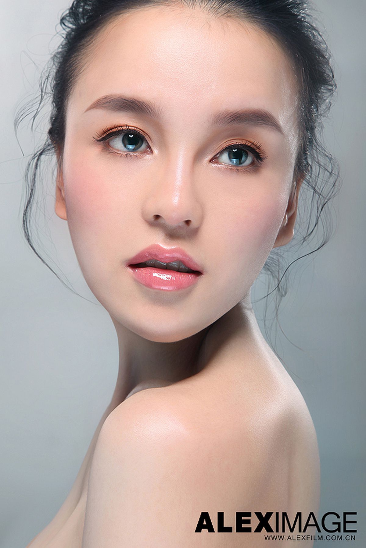 混血美女模特石一伊 棚拍图片-图42