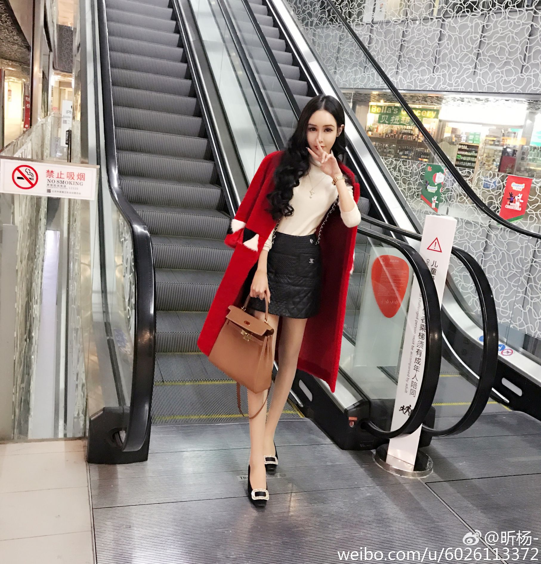欣杨Kitty - 2017年微博私密美图合辑-图0