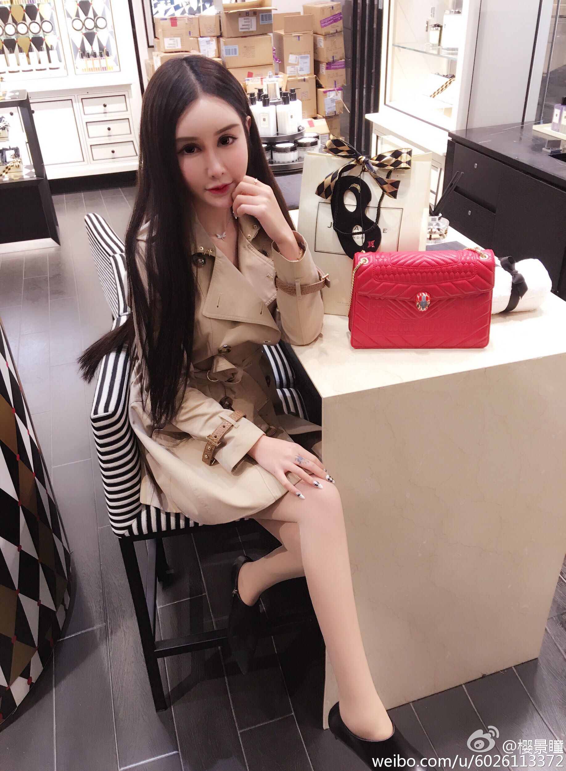 欣杨Kitty - 2017年微博私密美图合辑-图3