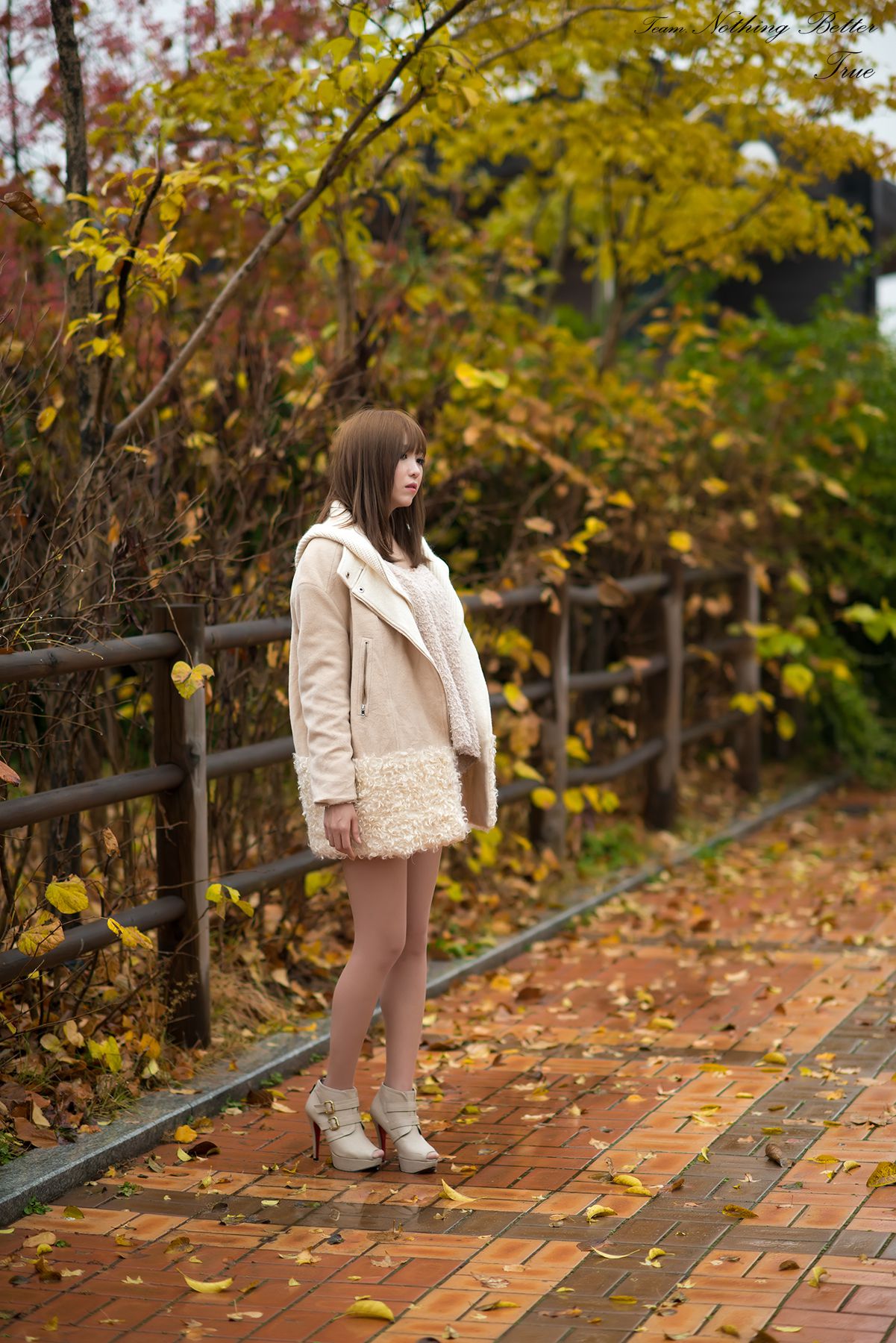 极品韩国美女李恩慧《下雨天街拍》-图4