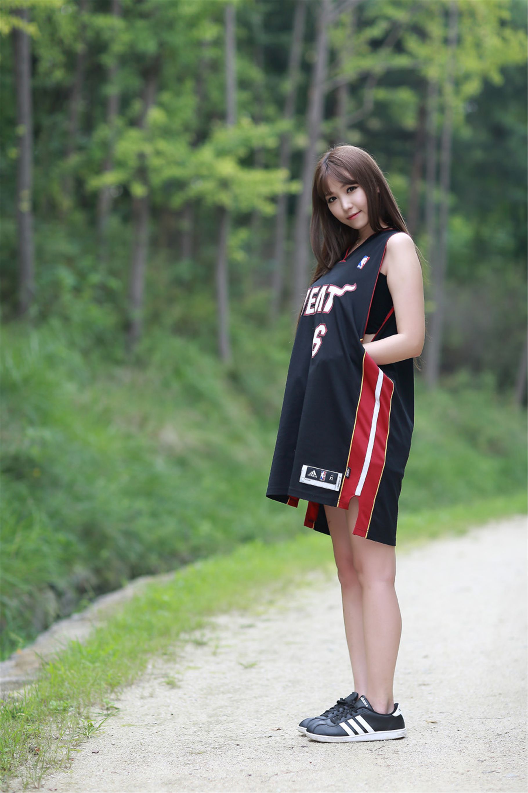 甜妹子李恩慧《篮球衣》外拍-图13