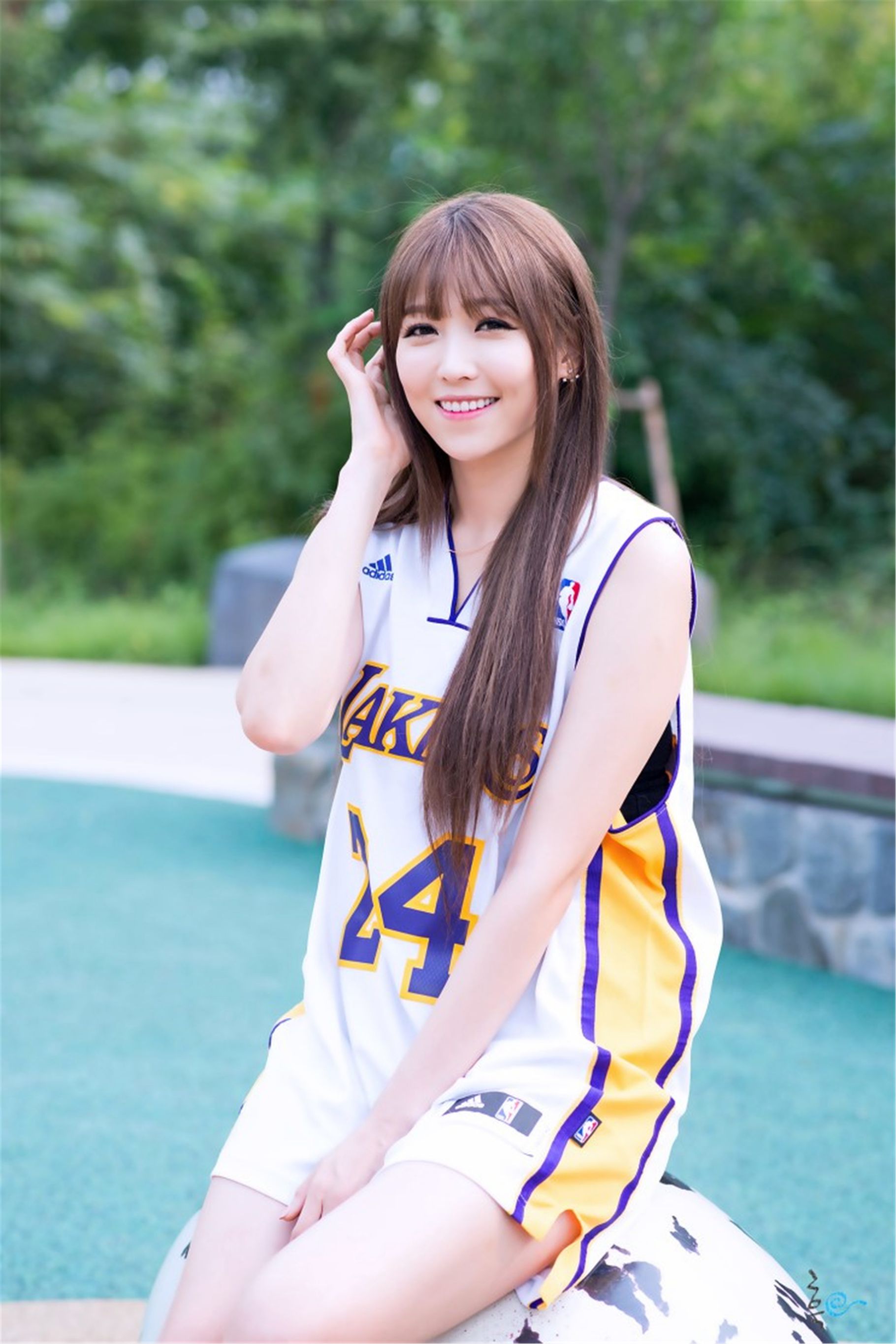 甜妹子李恩慧《篮球衣》外拍-图4