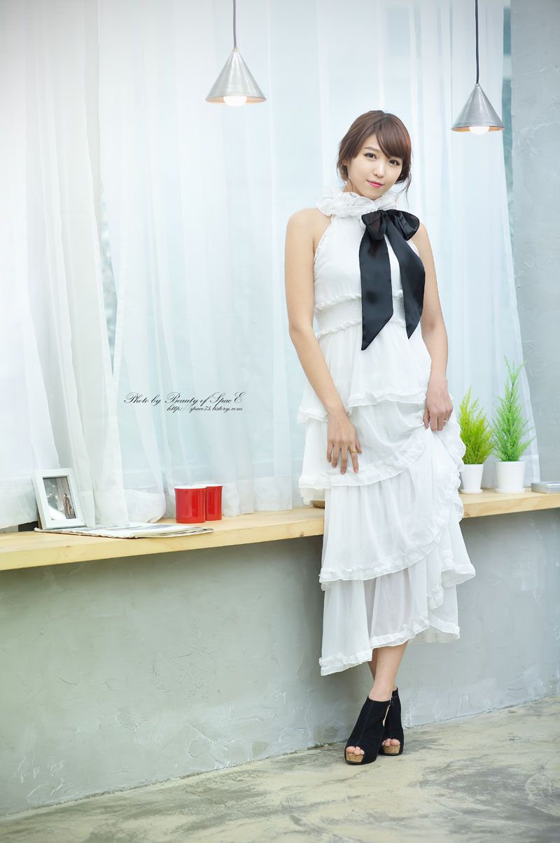 韩国美女李二慧《钢琴少女》-图0