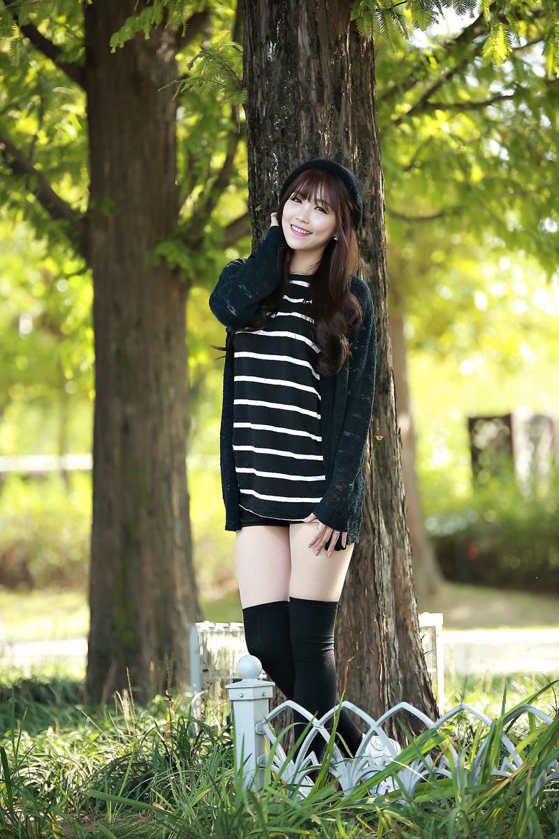 李二慧《外拍清新可爱长筒袜系列》-图36