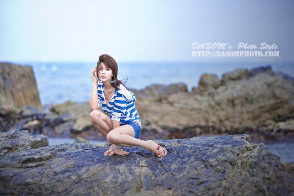 韩国美女李智友/李银美《兰白条衫》-图6