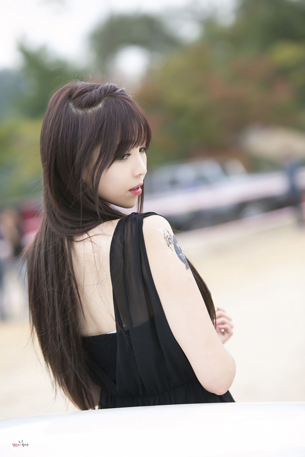 韩国极品车模李二慧《户外车展吊带连衣裙系列》高清套图-图39