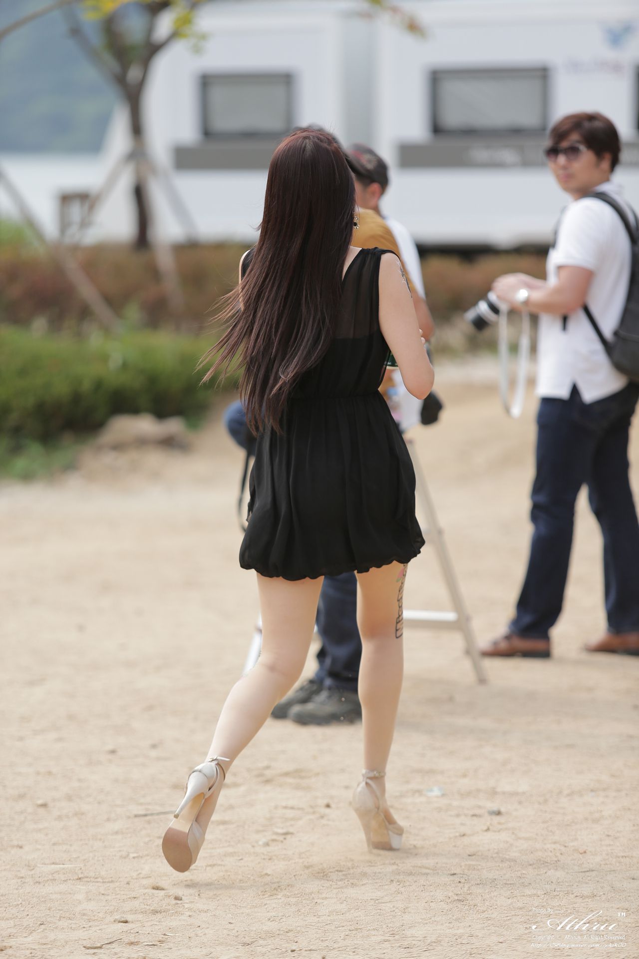 韩国极品车模李二慧《户外车展吊带连衣裙系列》高清套图-图83