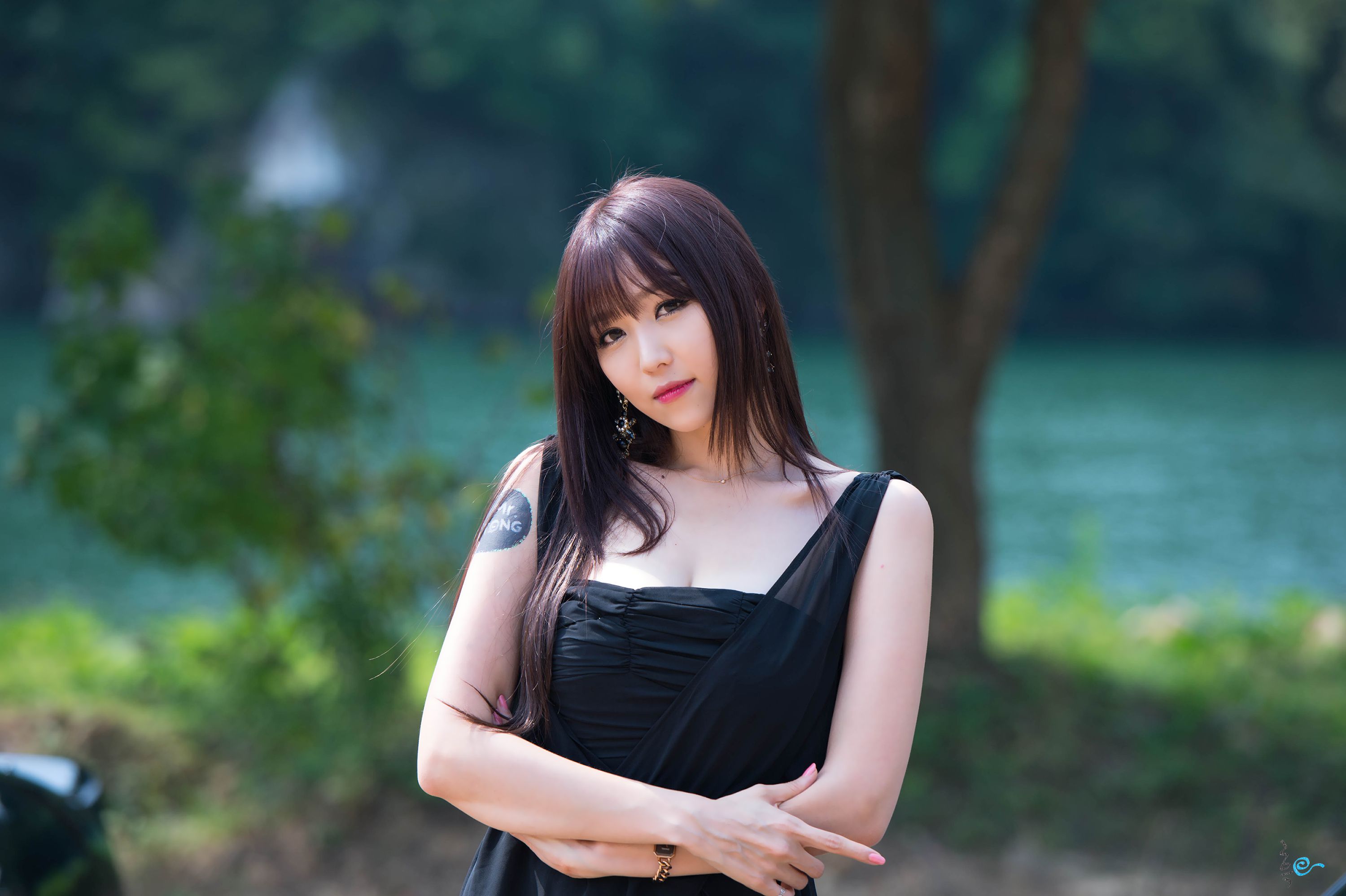 韩国极品车模李二慧《户外车展吊带连衣裙系列》高清套图-图85