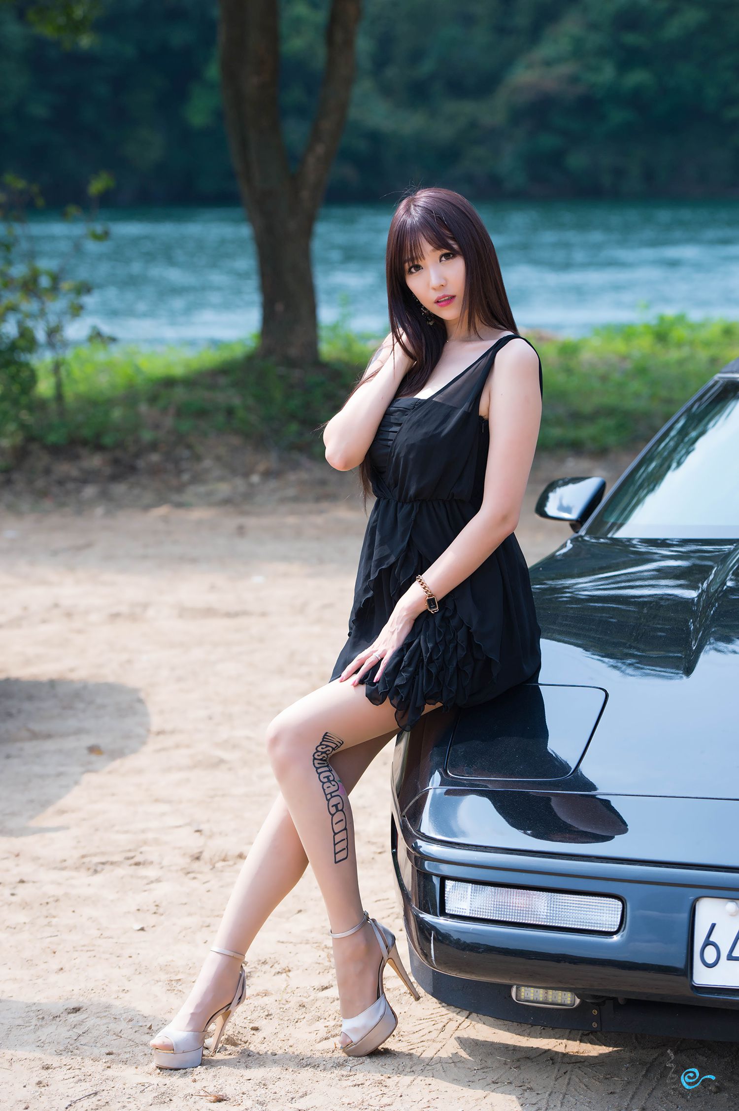韩国极品车模李二慧《户外车展吊带连衣裙系列》高清套图-图89
