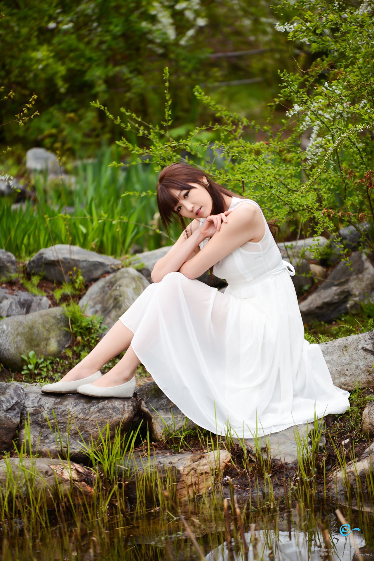 李恩慧《唯美白色长裙》外拍-图1