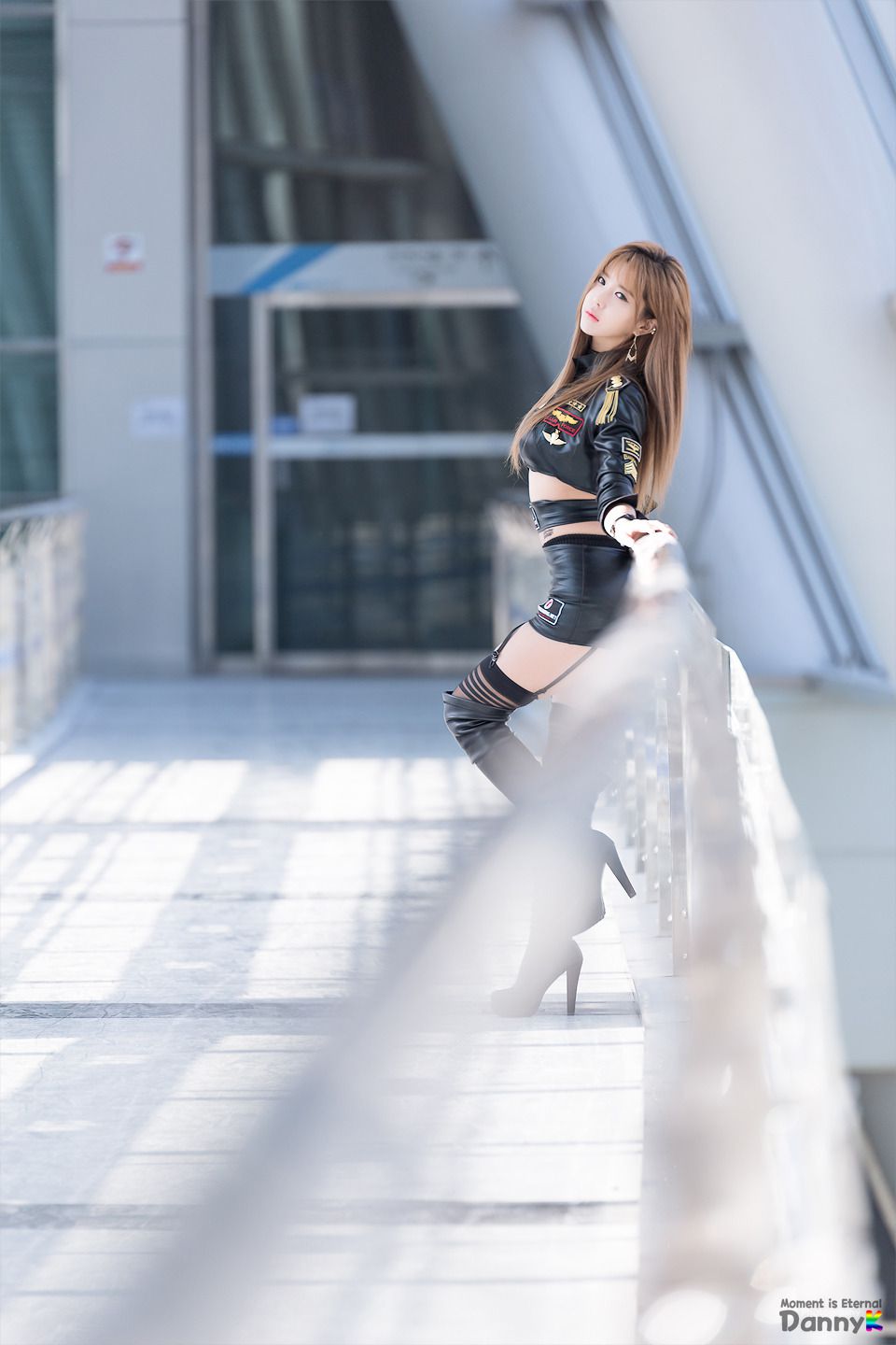 韩国美女许允美《Show GIRL 游戏展图集》套图-图21