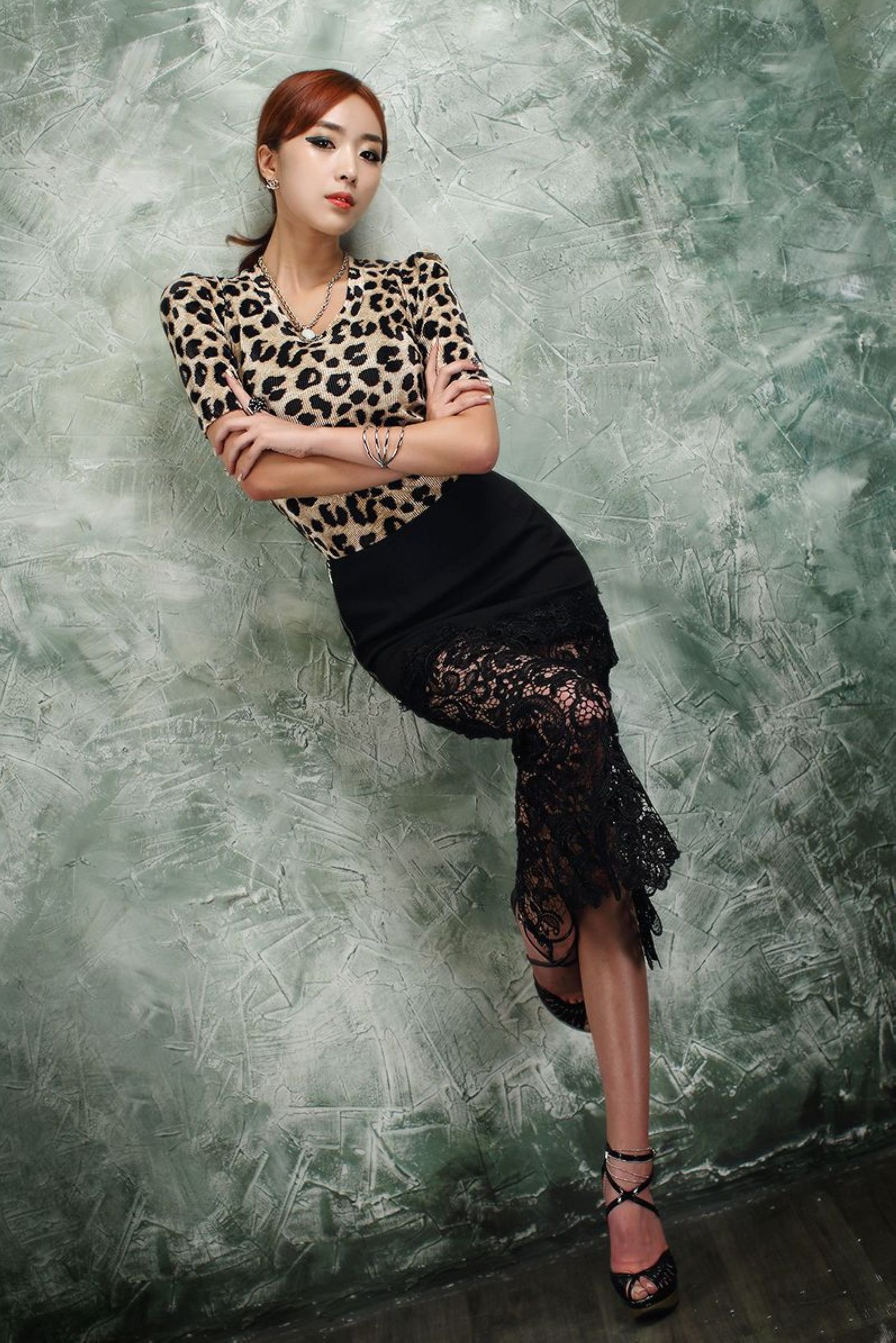 韩国美女模特敏儿棚拍写真合集-图21