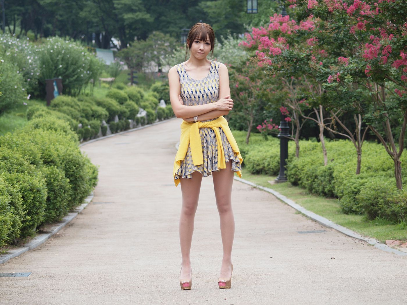 李恩慧《小清新连衣裙公园街拍》-图13