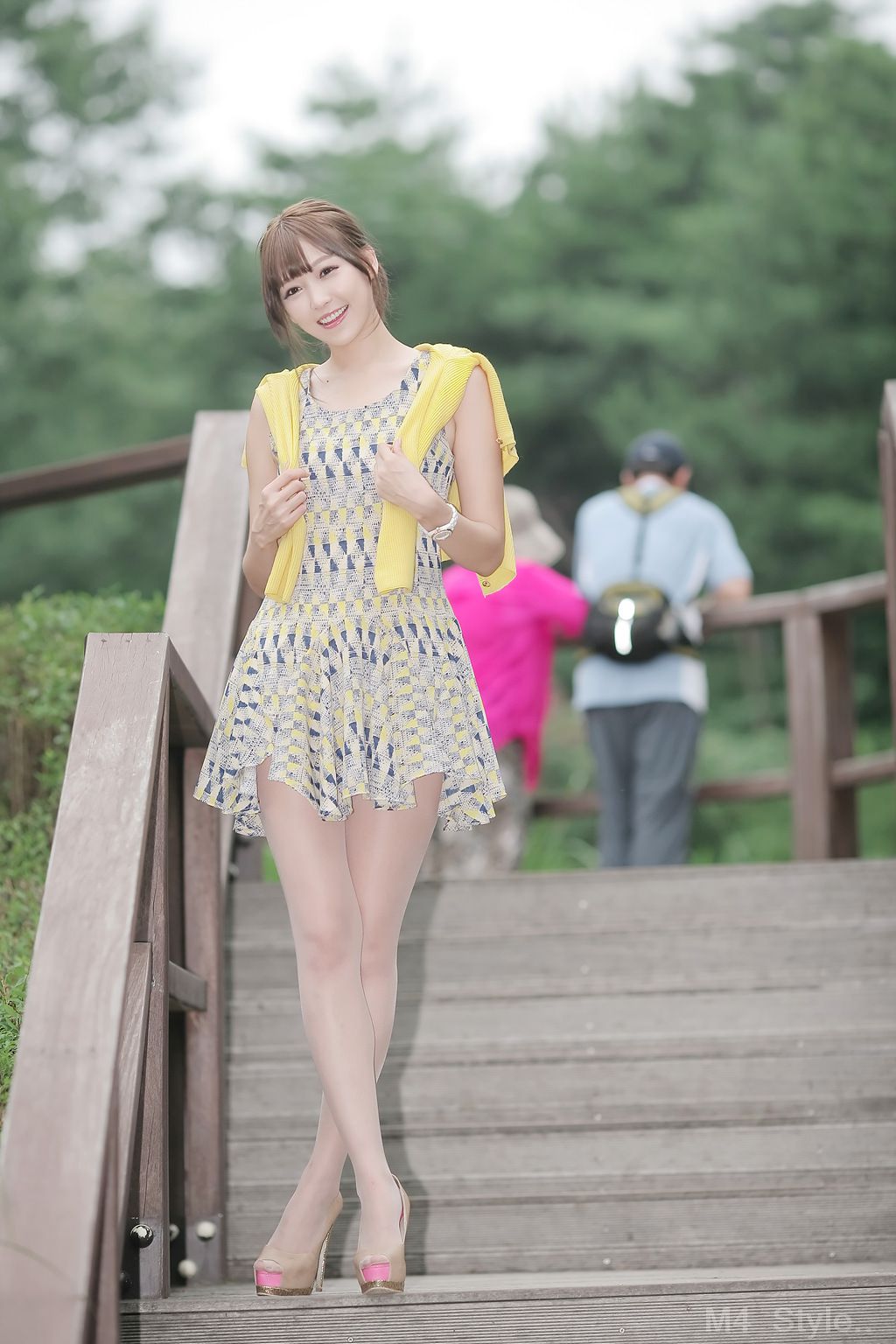 李恩慧《小清新连衣裙公园街拍》-图22