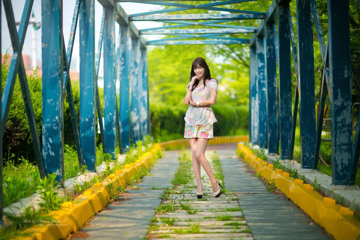 李恩慧《小清新连衣裙公园街拍》-图32