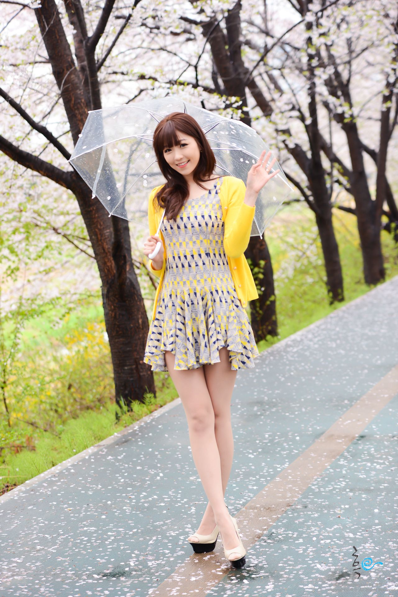 李恩慧《小清新连衣裙公园街拍》-图57