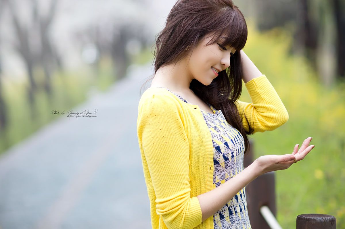 李恩慧《小清新连衣裙公园街拍》-图66