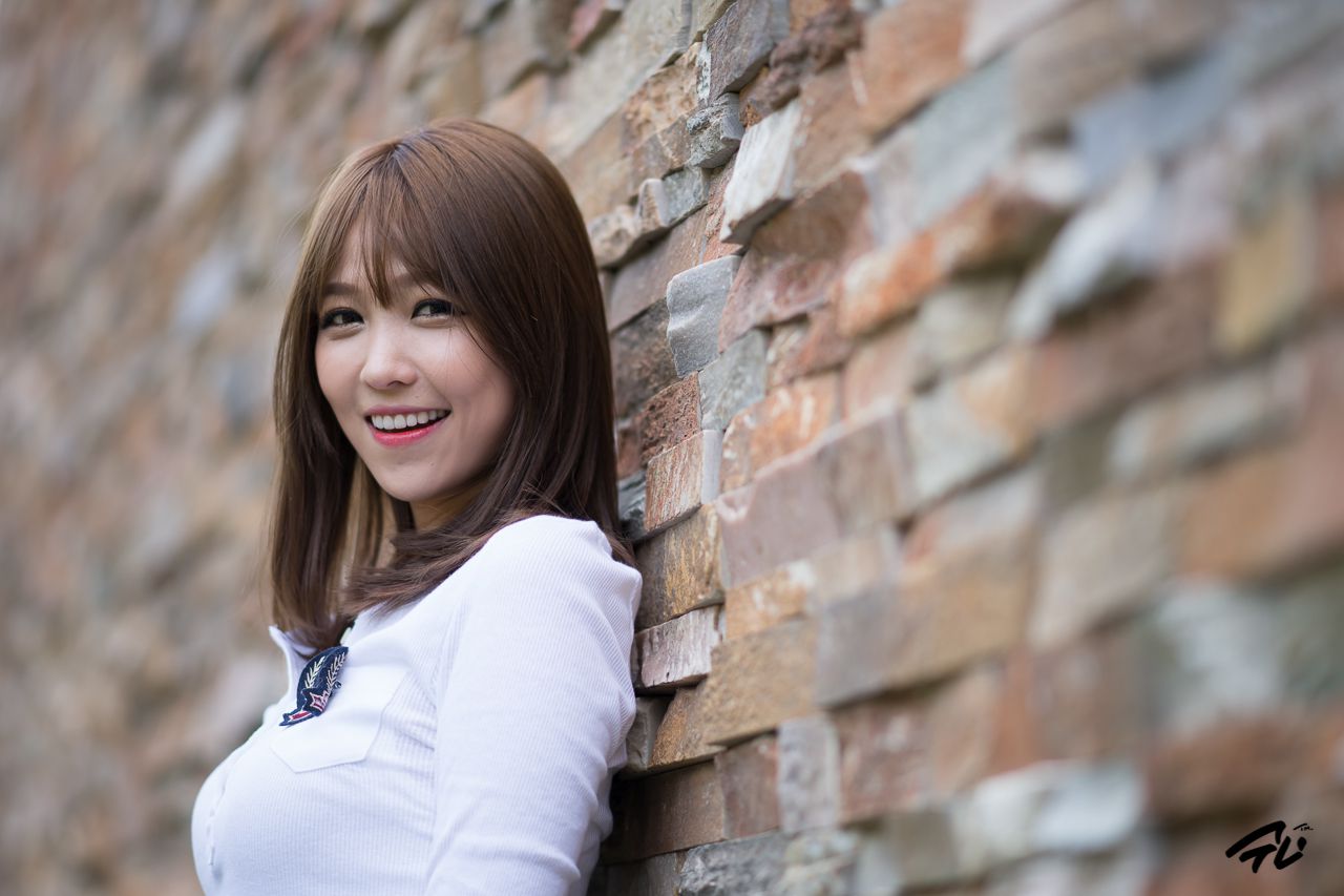 李仁慧《户外小清新超短裙系列》套图-图5