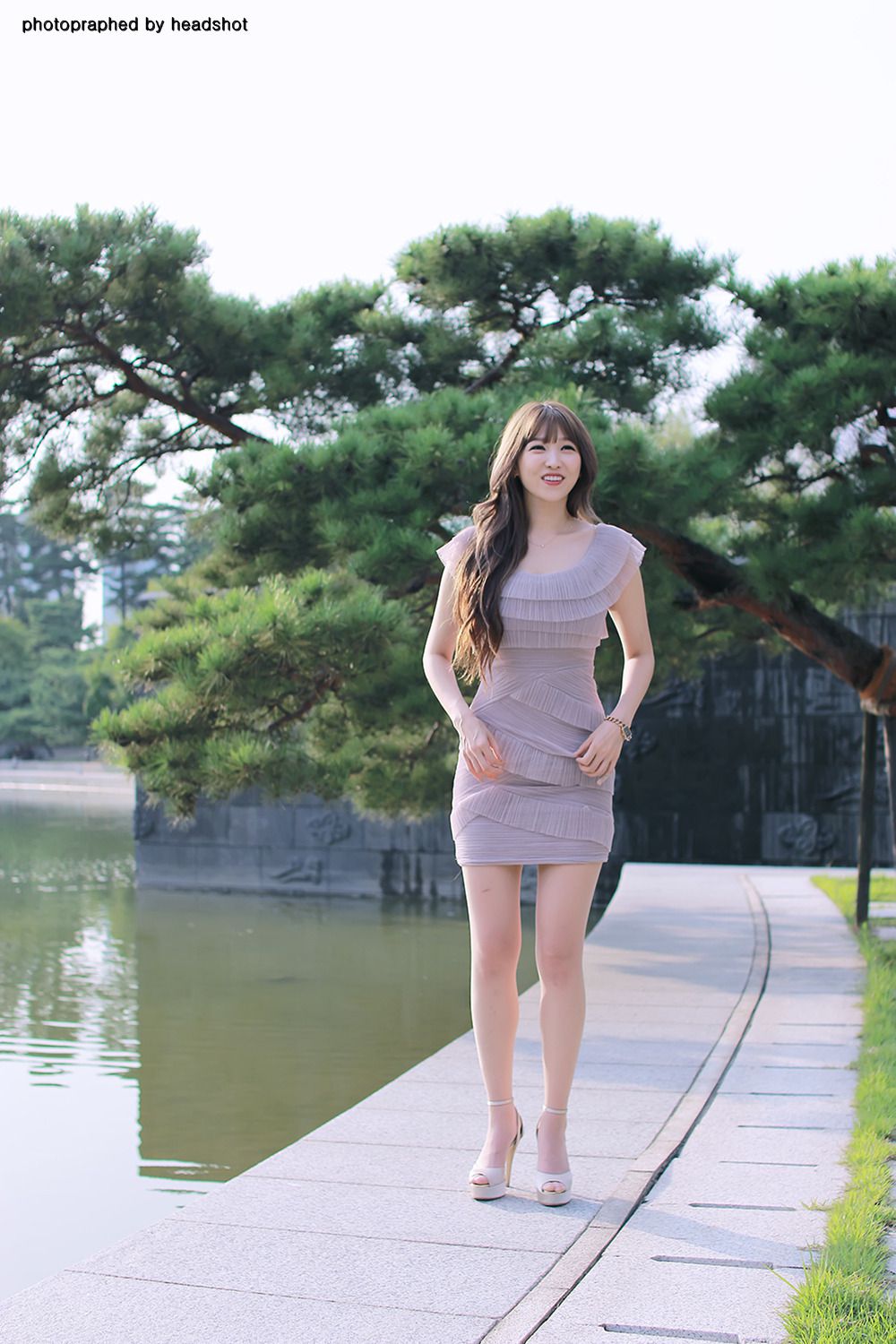 李仁慧《极品公园超短裙气质女神》-图12