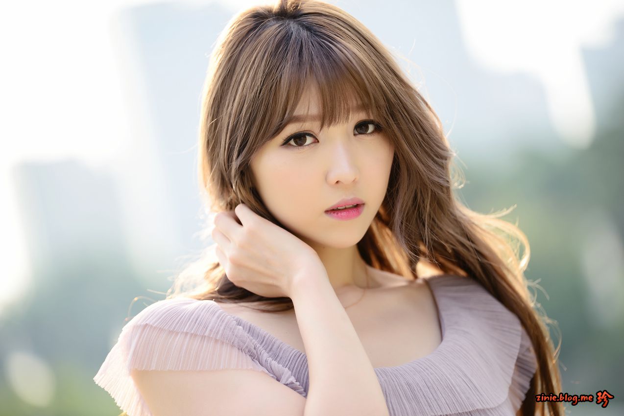 李仁慧《极品公园超短裙气质女神》-图33