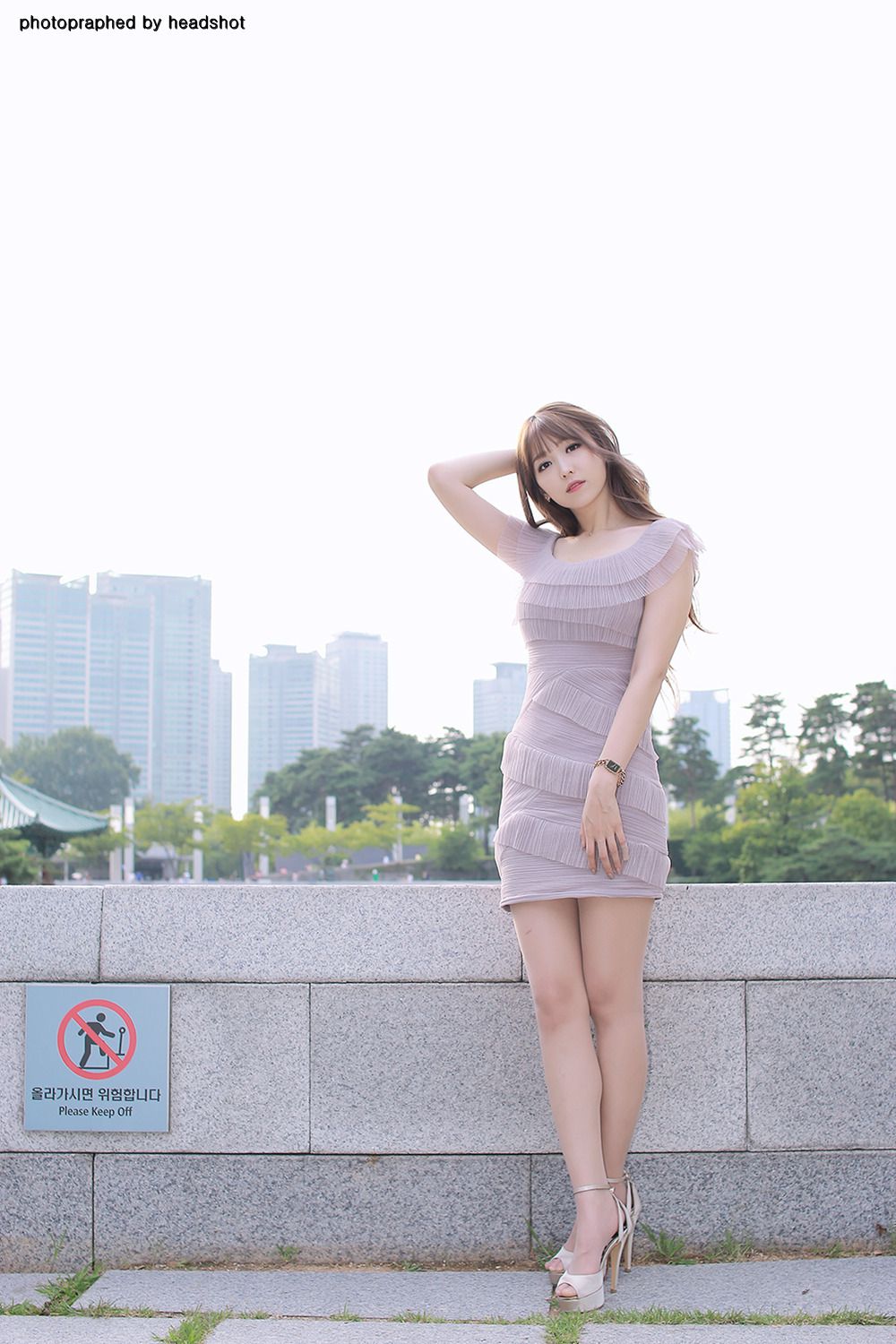 李仁慧《极品公园超短裙气质女神》-图6