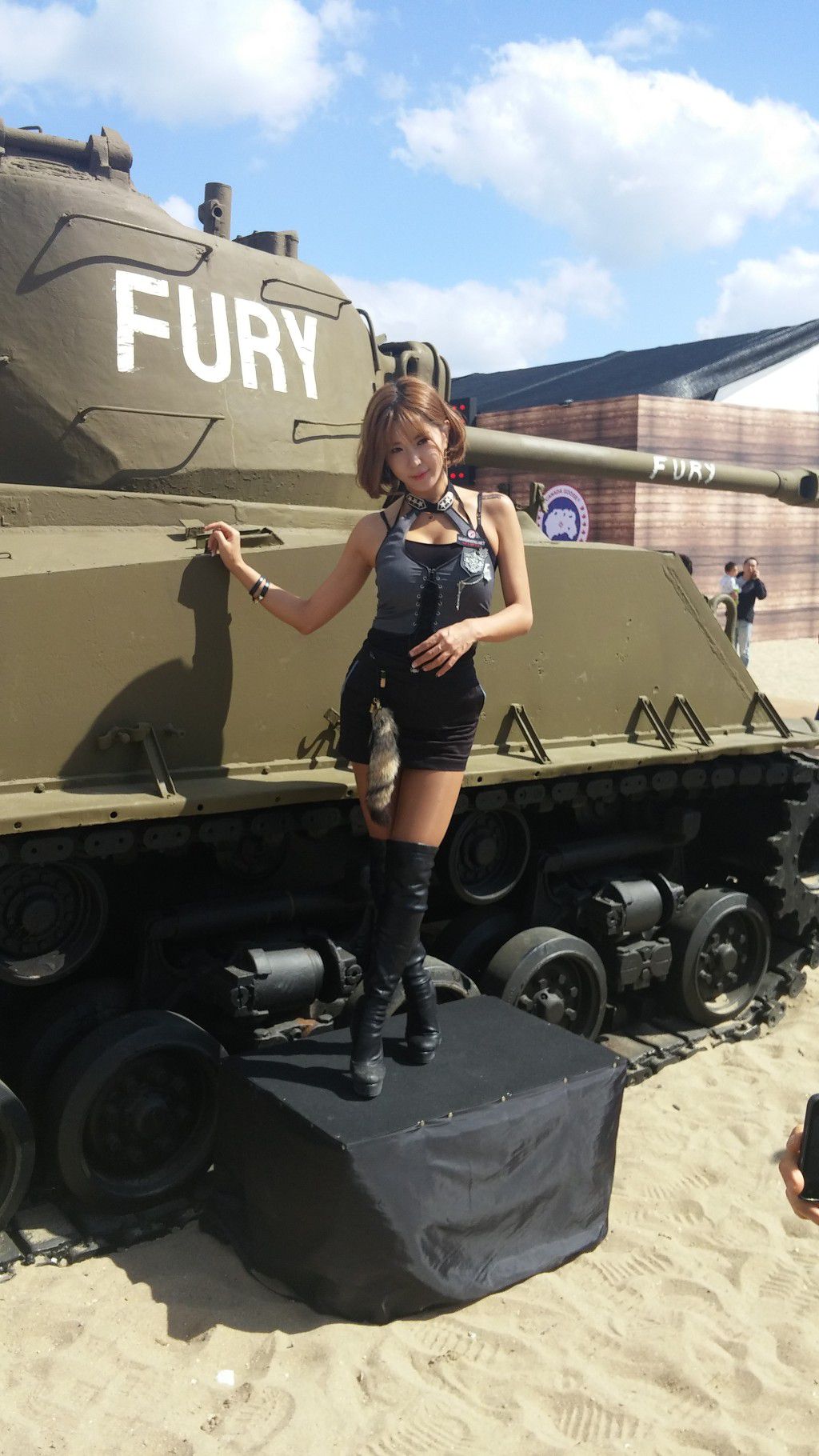 许允美《釜山坦克世界》套图-图106