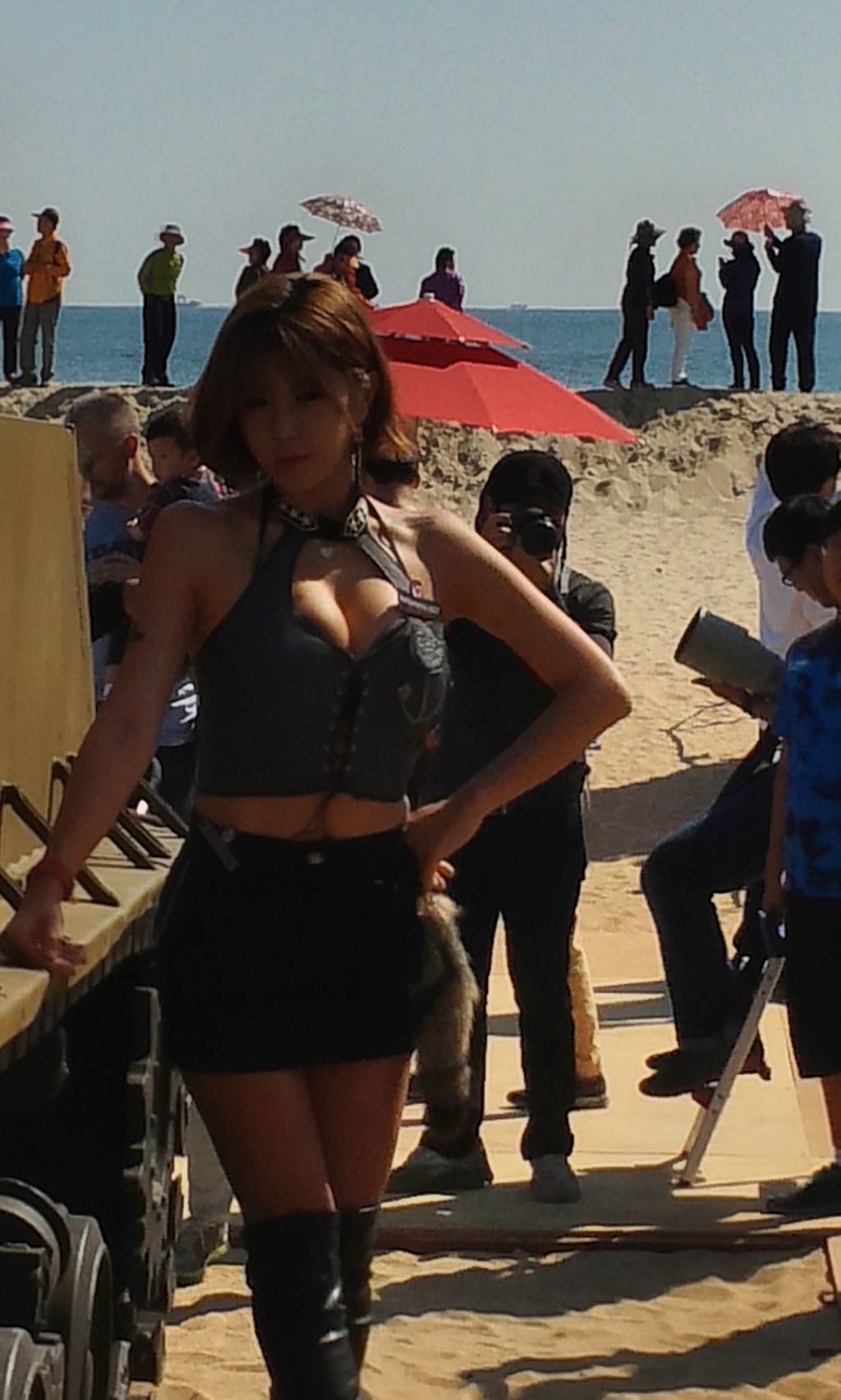 许允美《釜山坦克世界》套图-图12