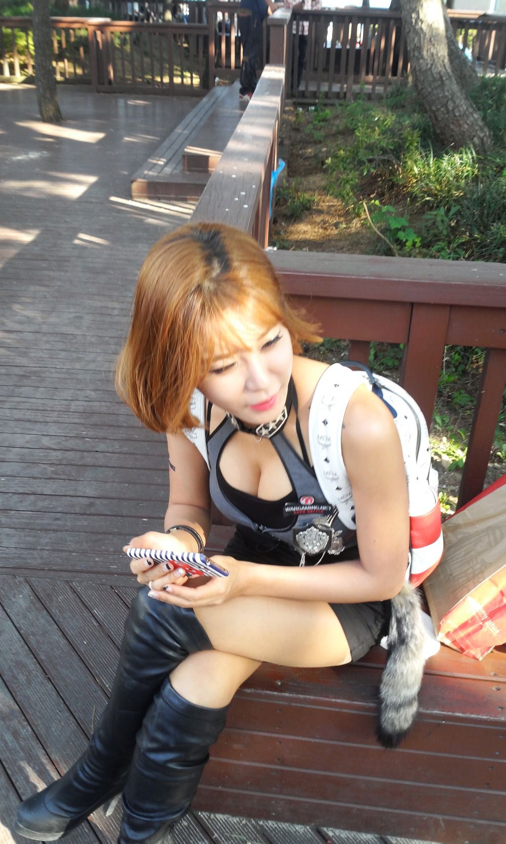 许允美《釜山坦克世界》套图-图49