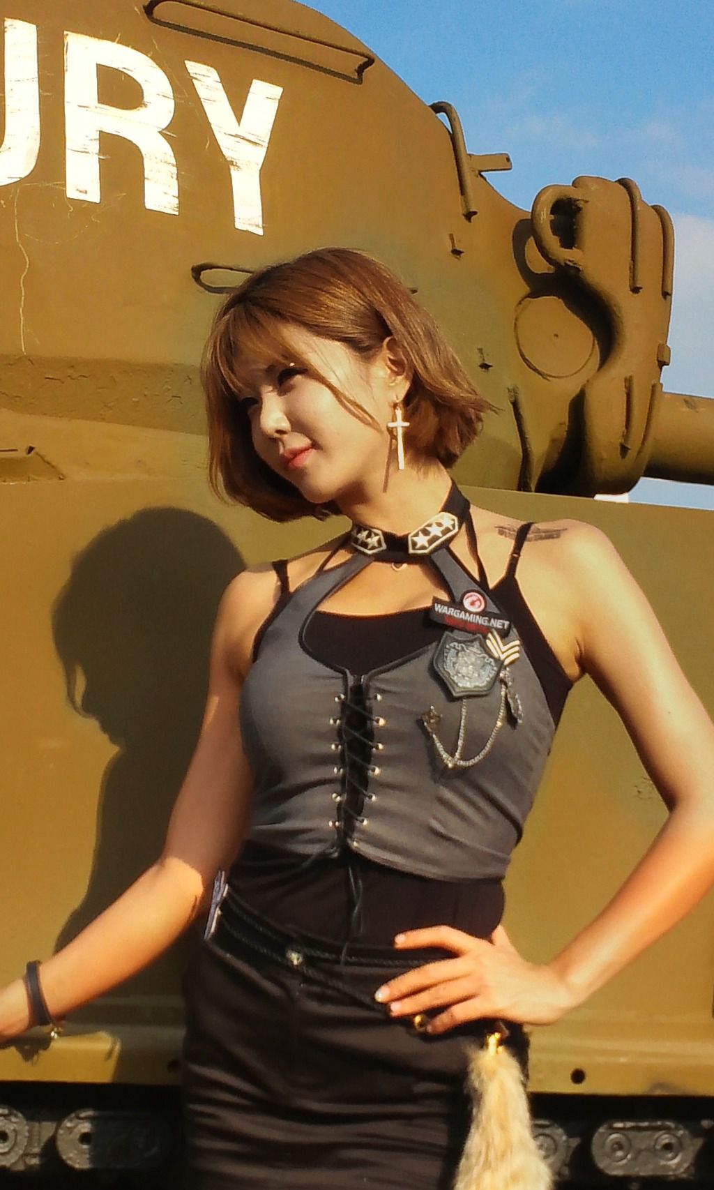 许允美《釜山坦克世界》套图-图63