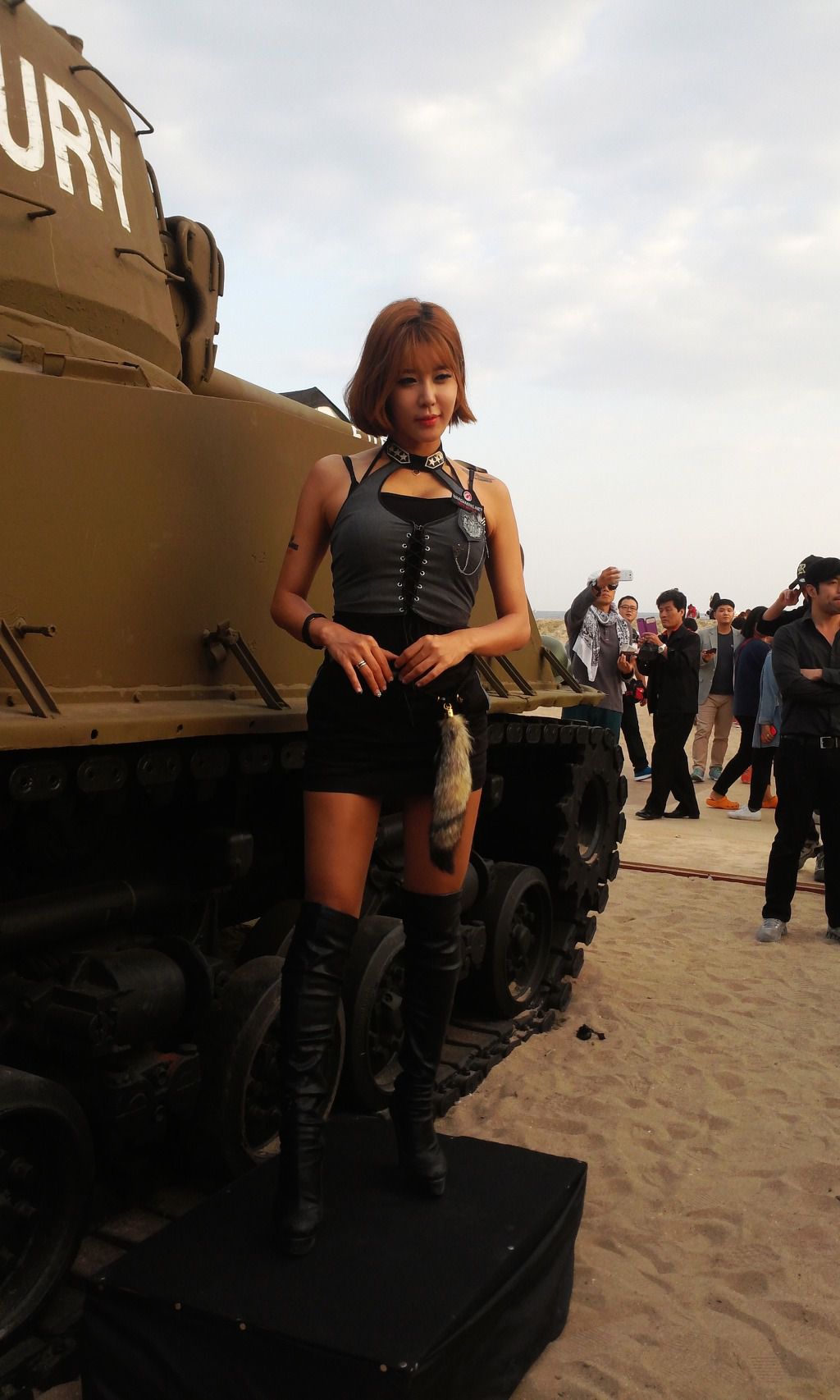 许允美《釜山坦克世界》套图-图84