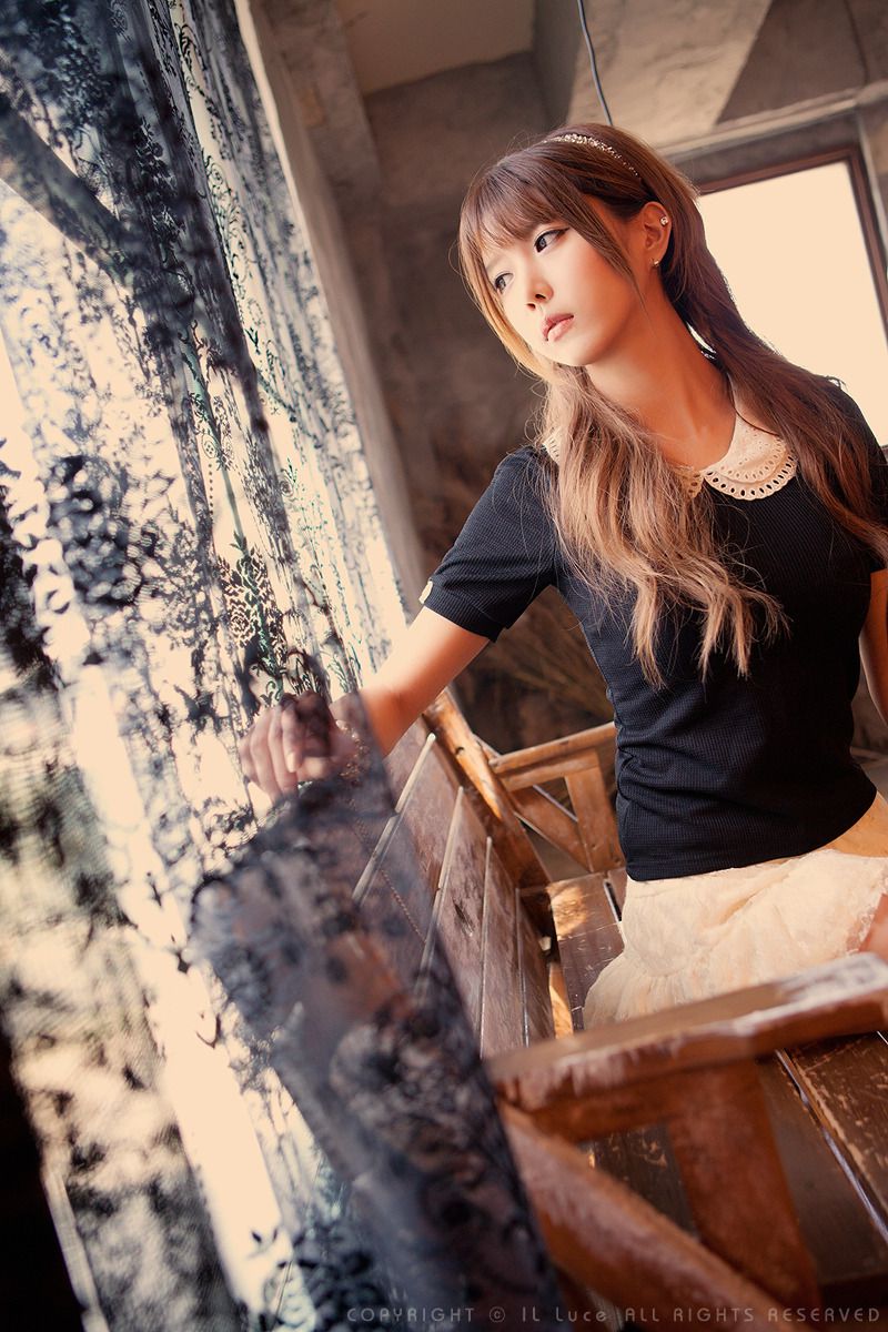 韩国少女许允美 Heo Yun Mi《光影下的美人》-图1