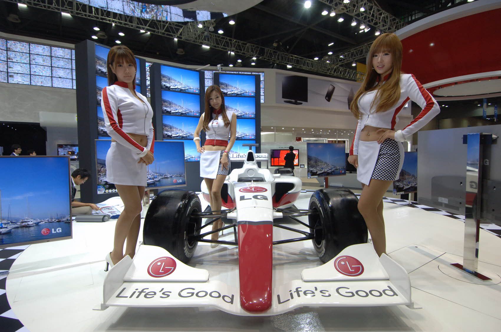 黄美姬《电子数码展》图片合集-图15