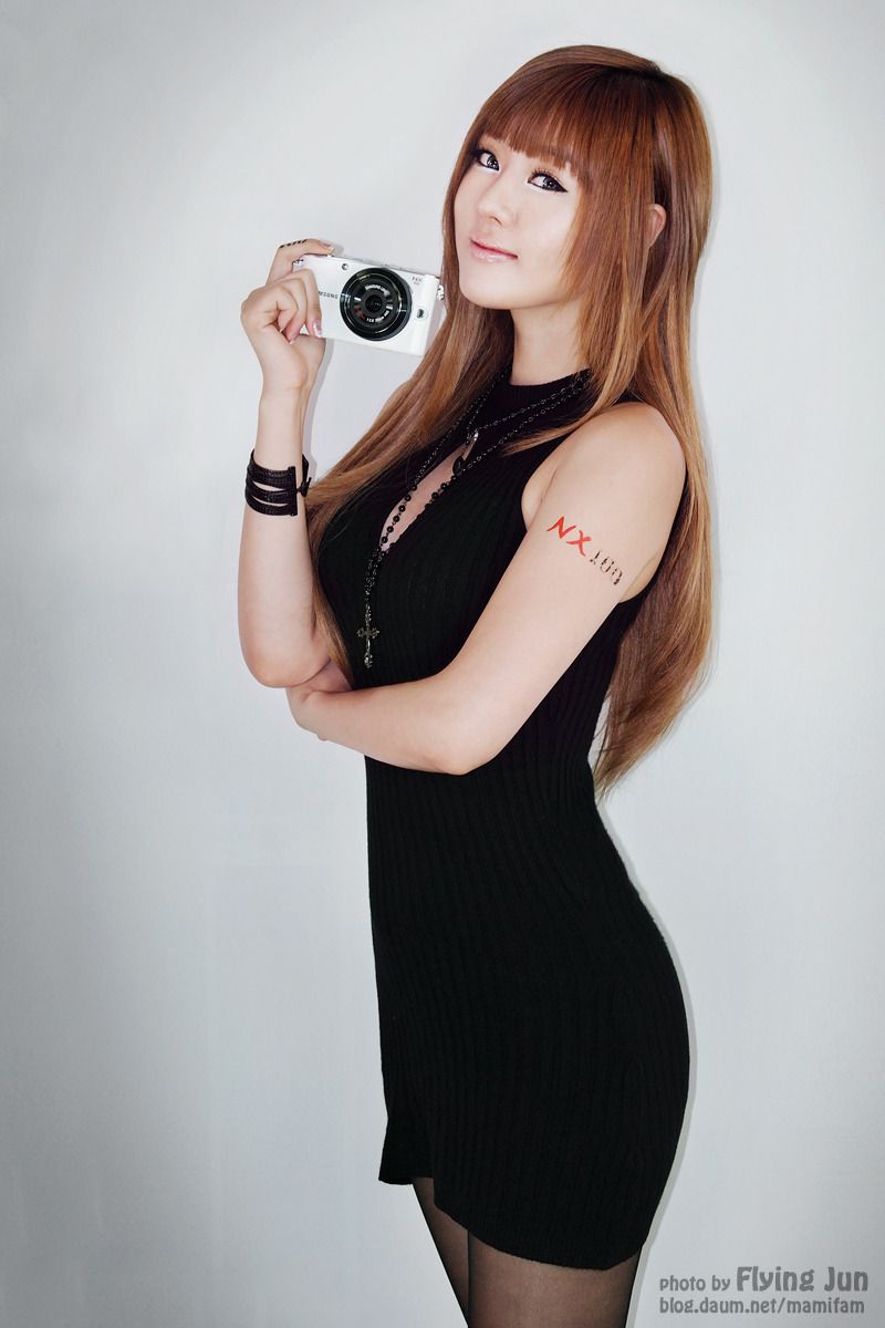 黄美姬《电子数码展》图片合集-图18