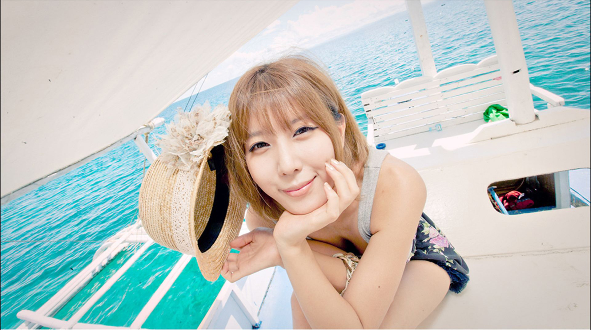 许允美《海上游艇女神》-图84