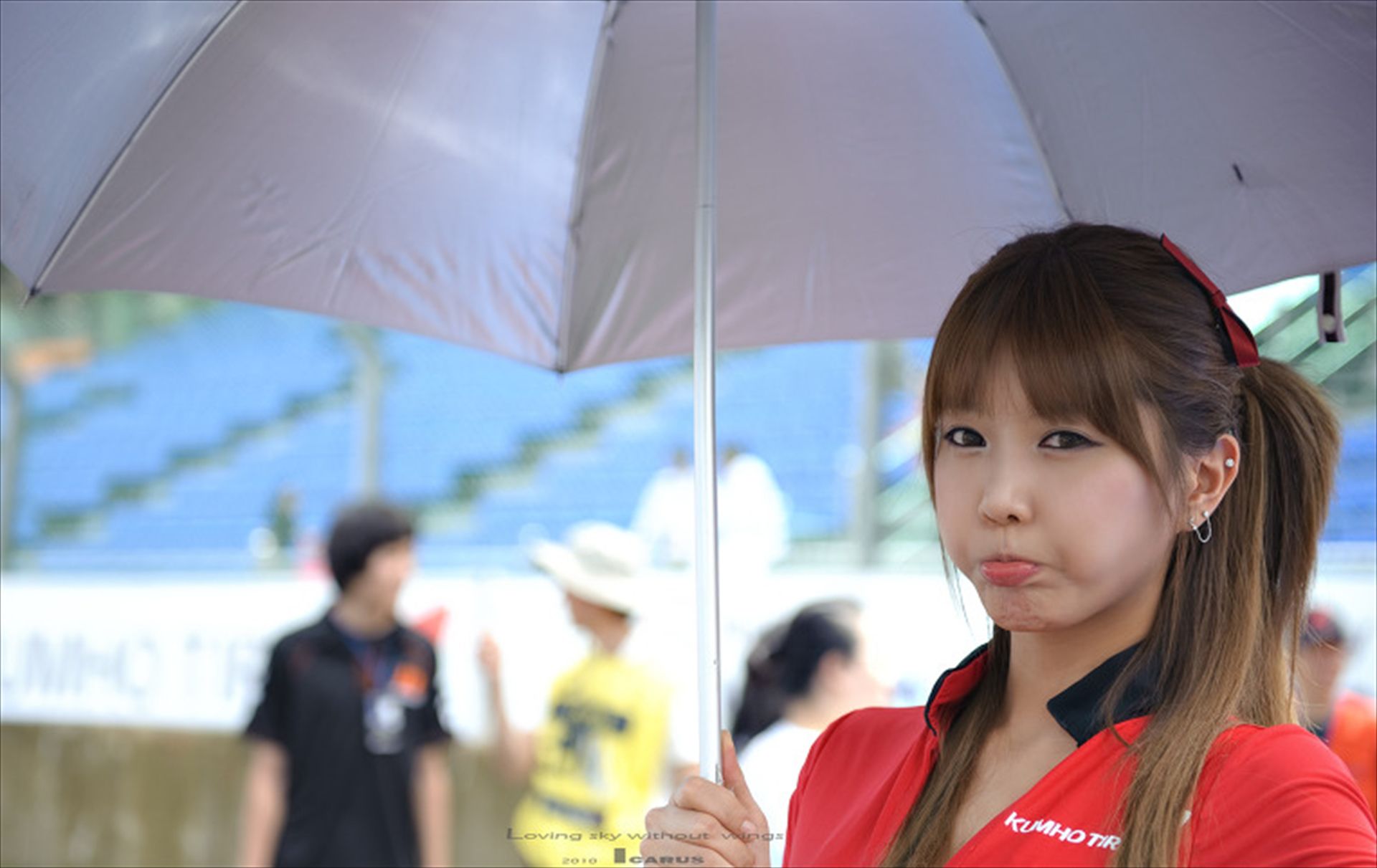 赛车女郎许允美 Heo Yun Mi《红衣紧身裤系列》高清套图-图33