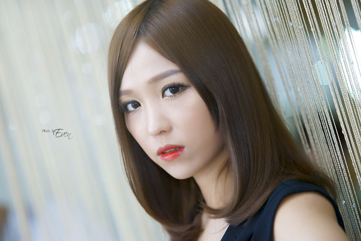 李仁慧(李恩慧)《办公室里的优雅气质女神》写真合集-图29